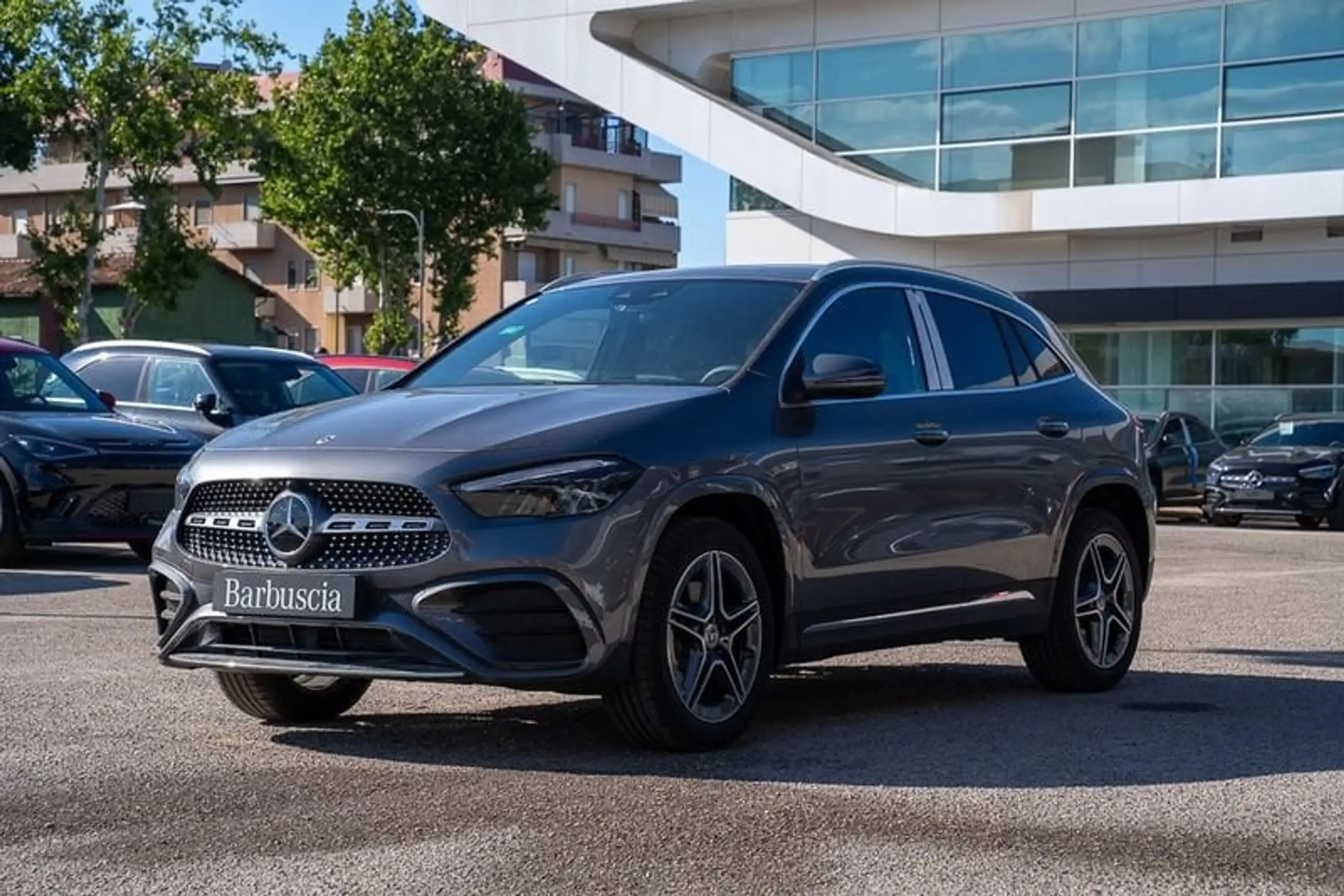 Mercedes-Benz GLA 250 2023