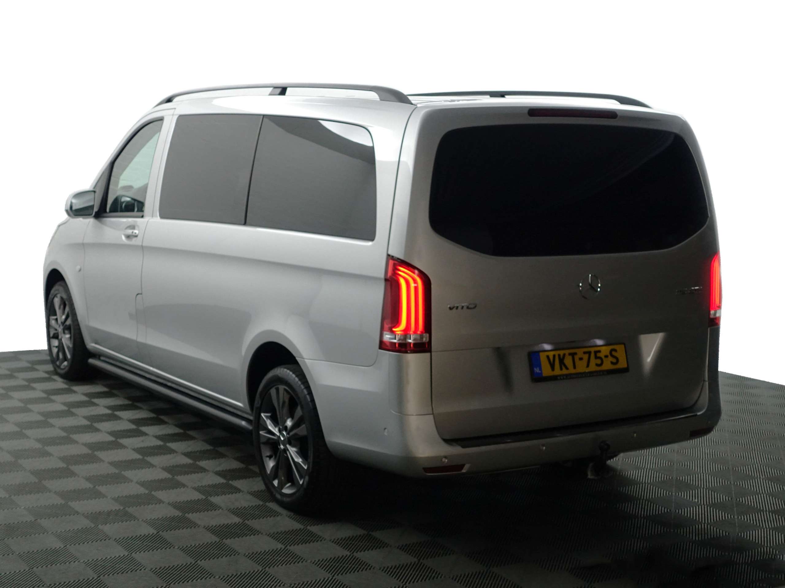 Mercedes-Benz - Vito