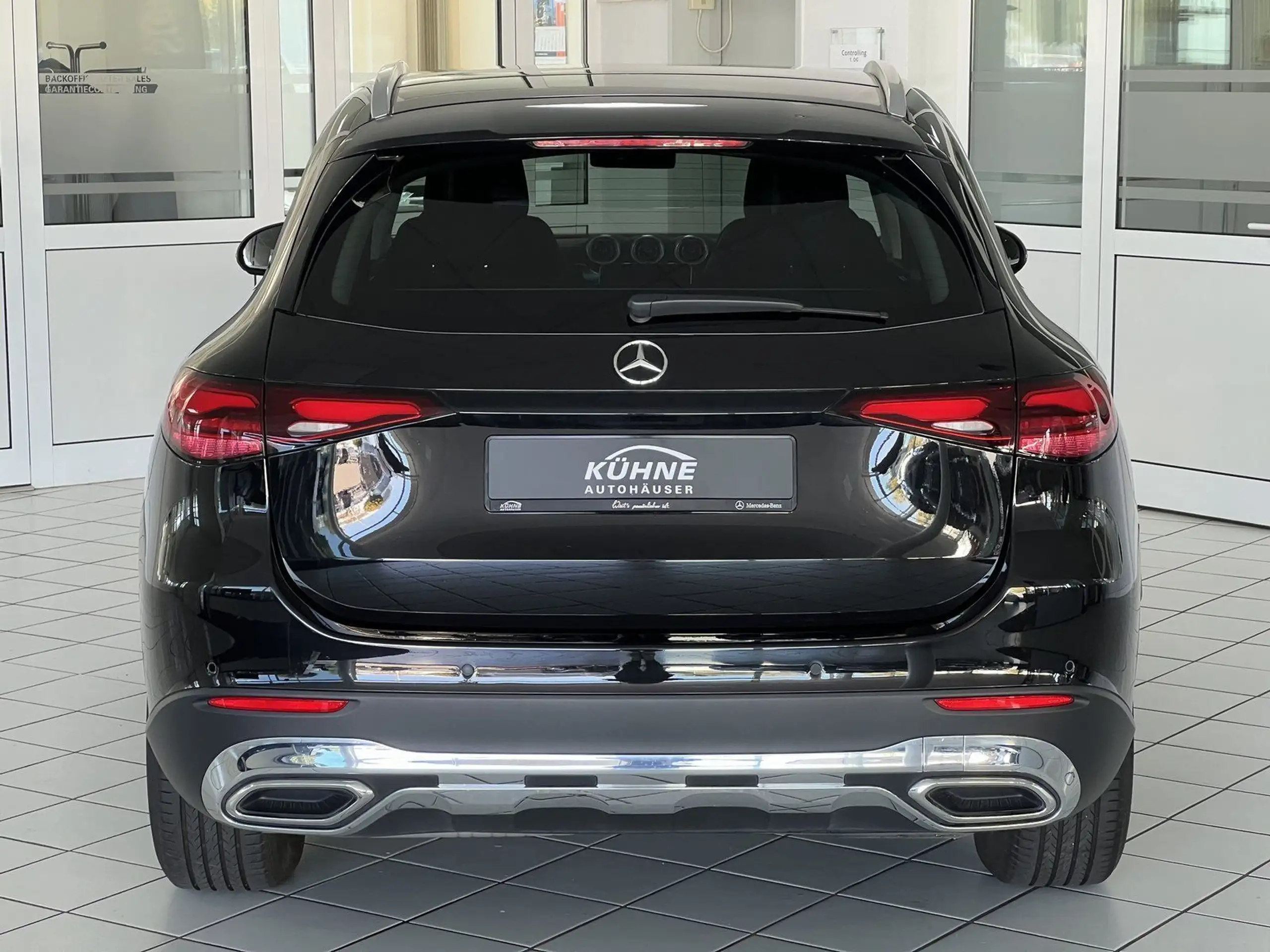 Mercedes-Benz - GLC 220