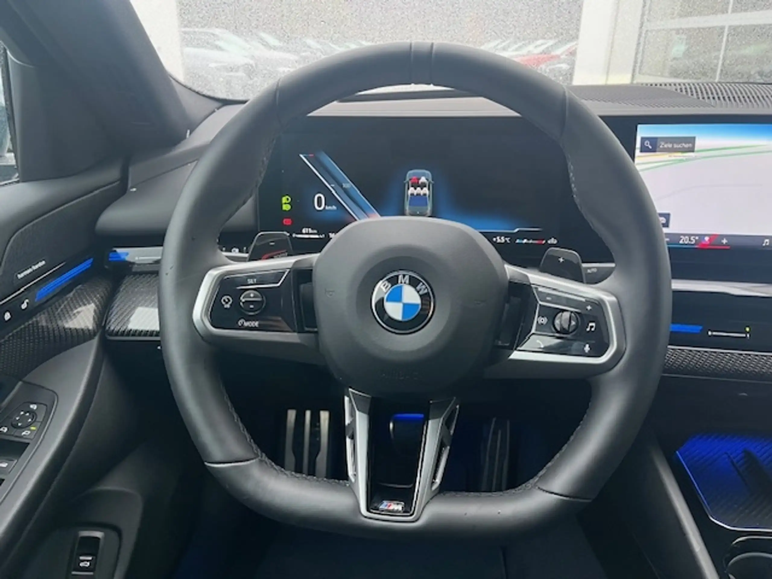 BMW - 520