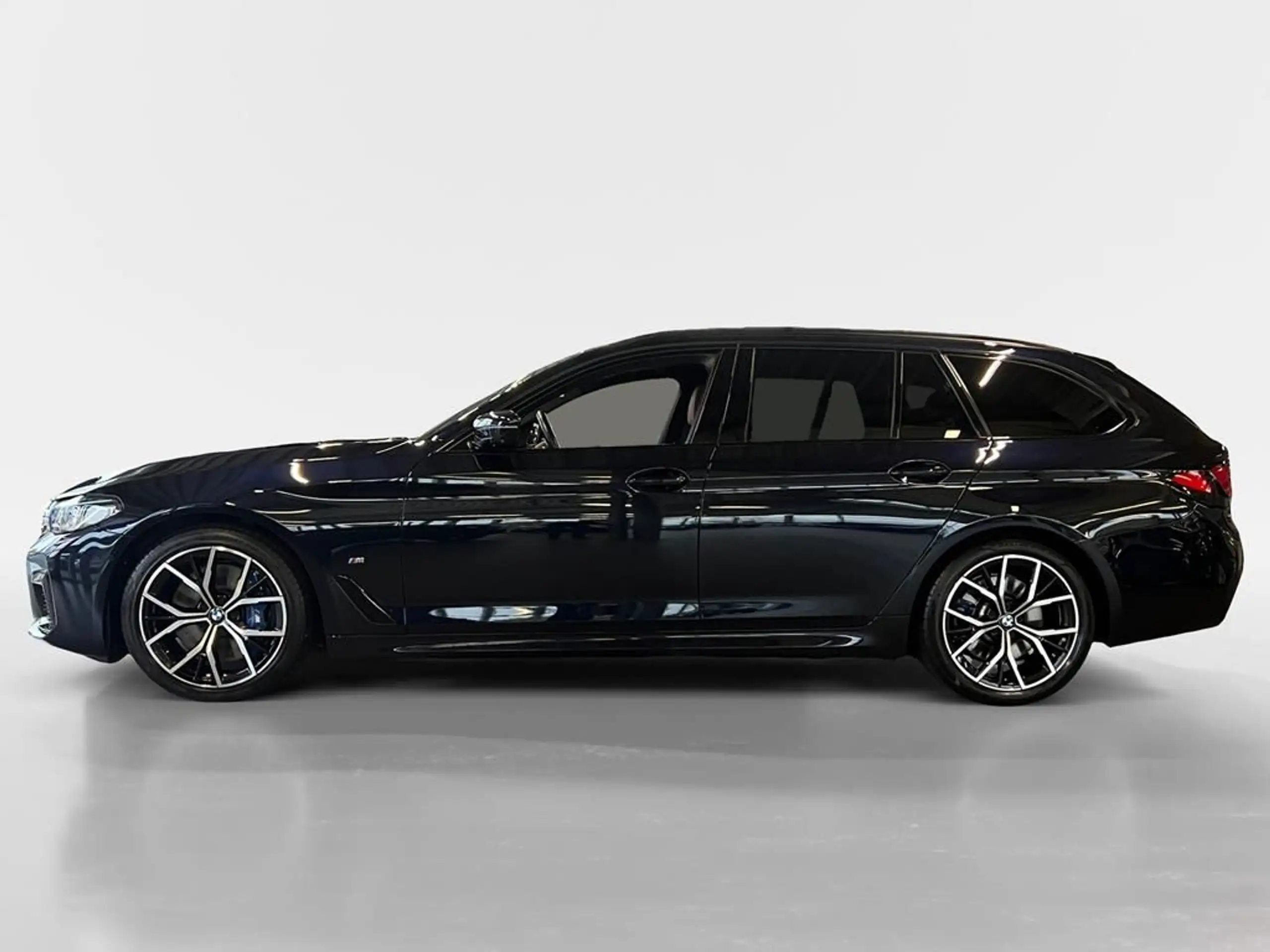 BMW - 540