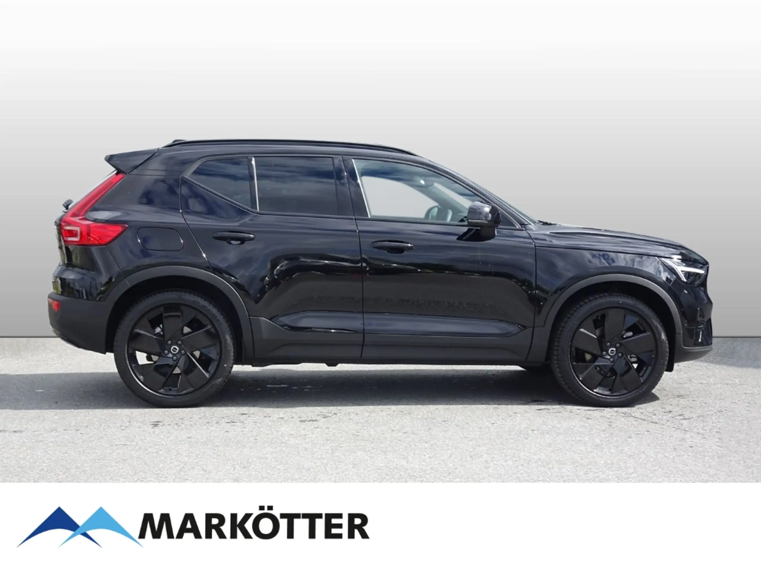 Volvo - XC40