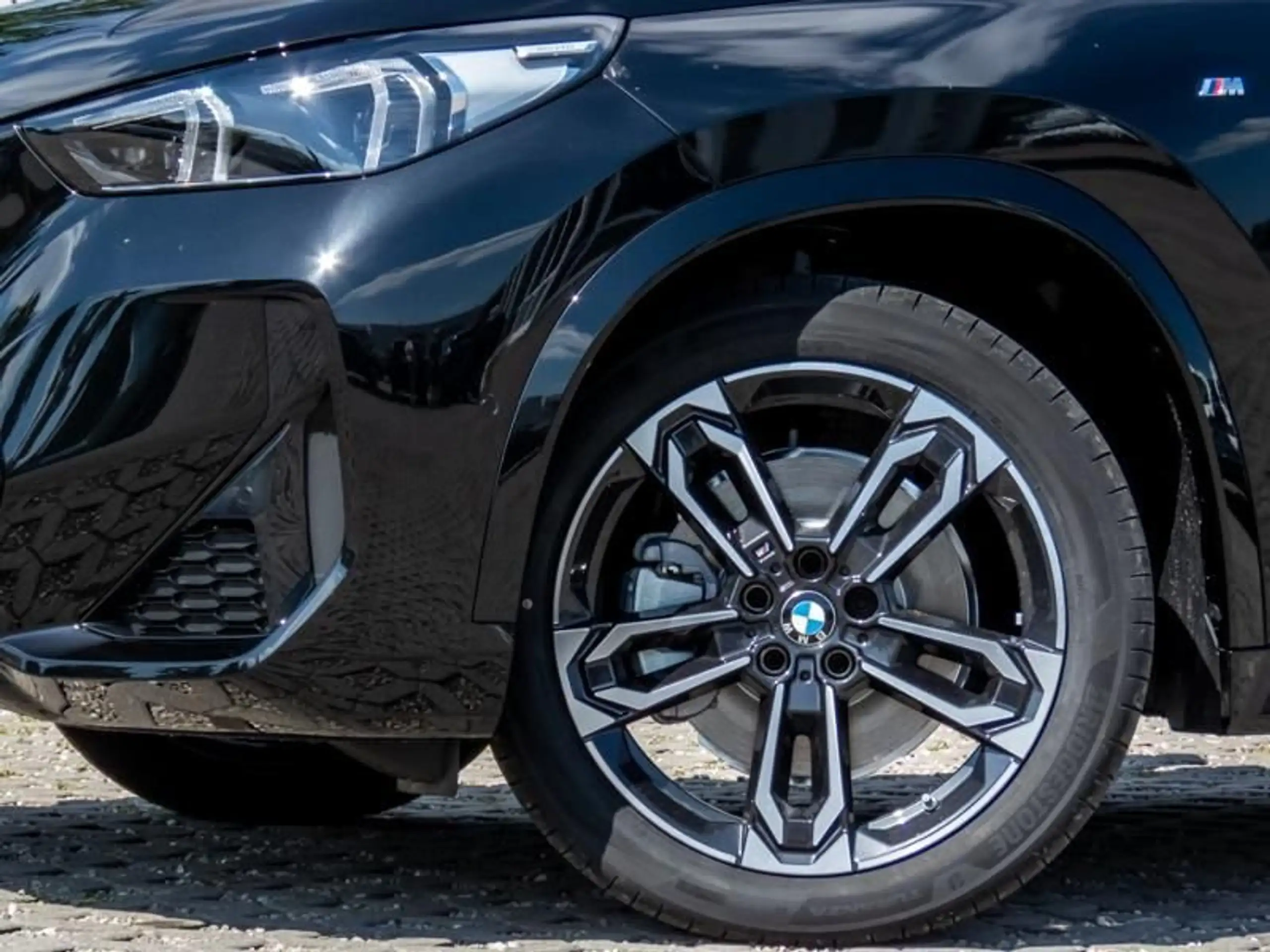 BMW - X1