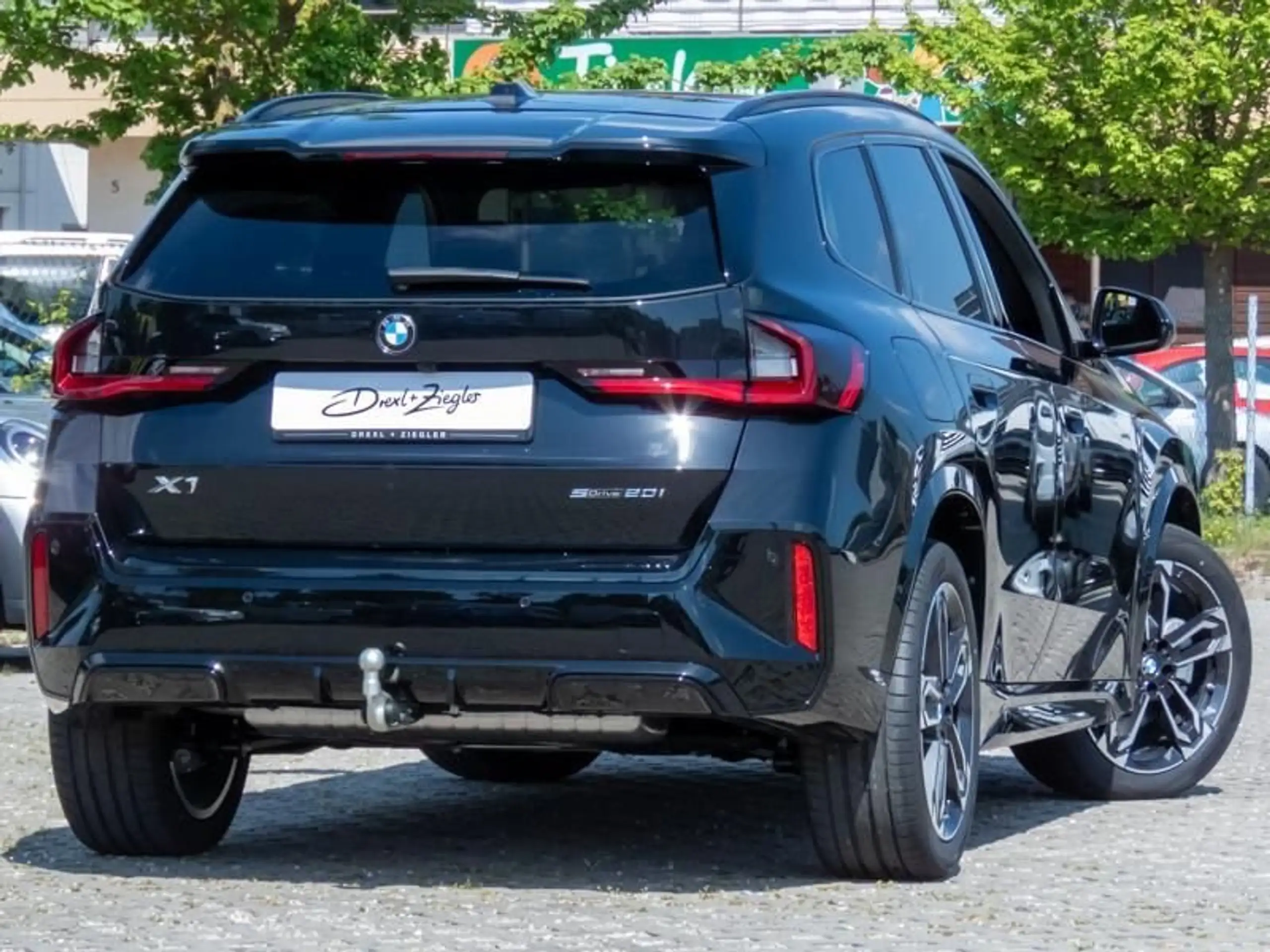 BMW - X1