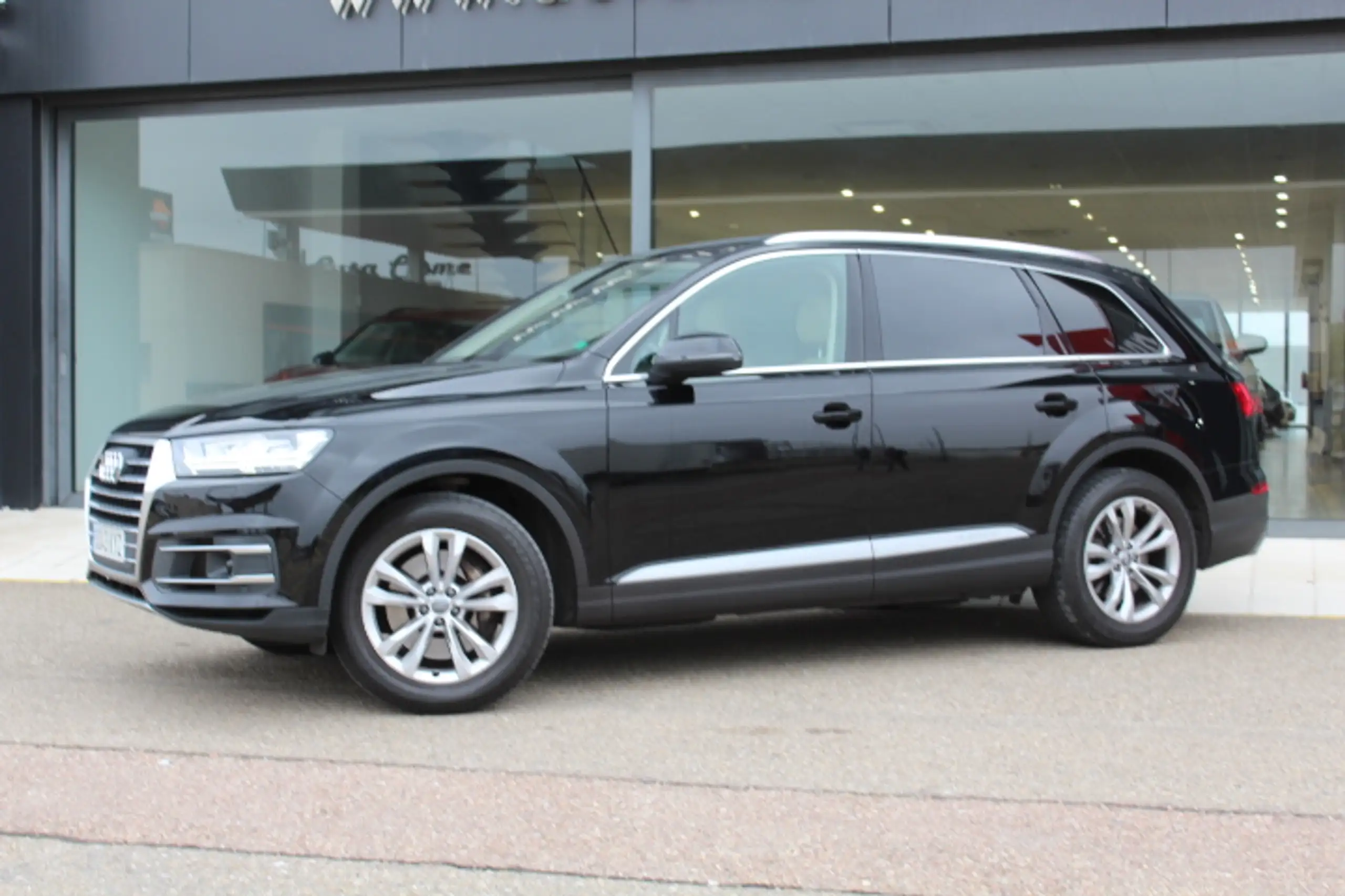 Audi - Q7