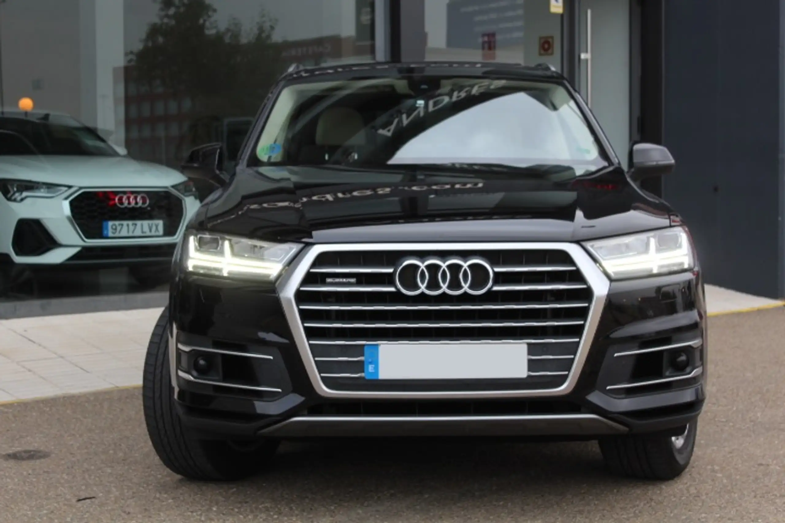 Audi - Q7