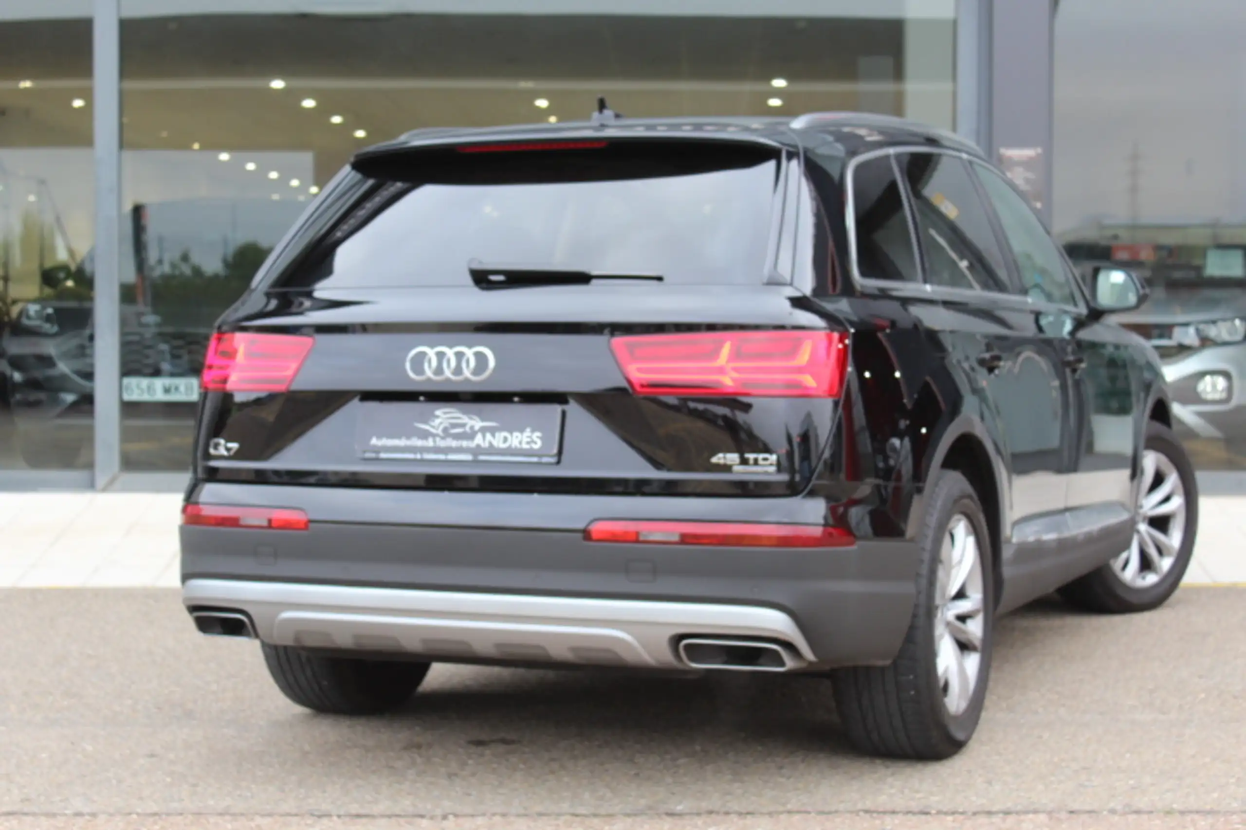 Audi - Q7