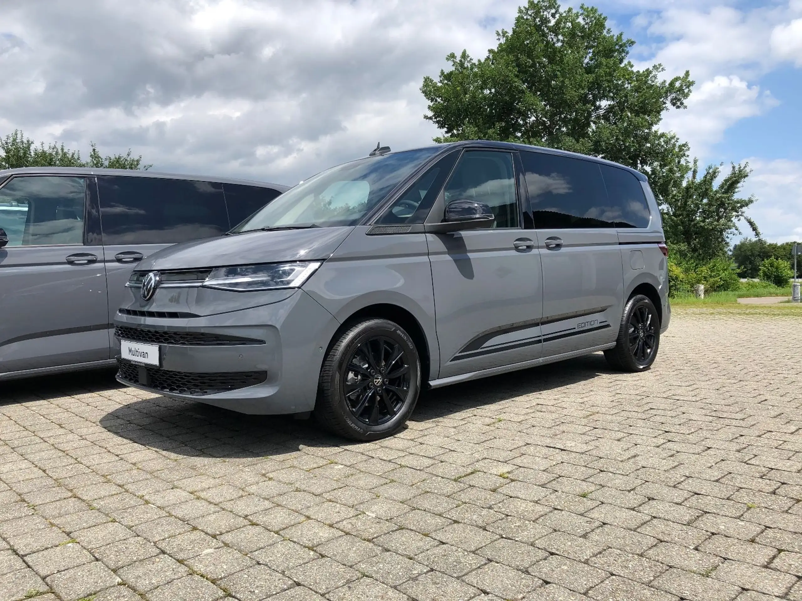 Volkswagen T7 Multivan 2024