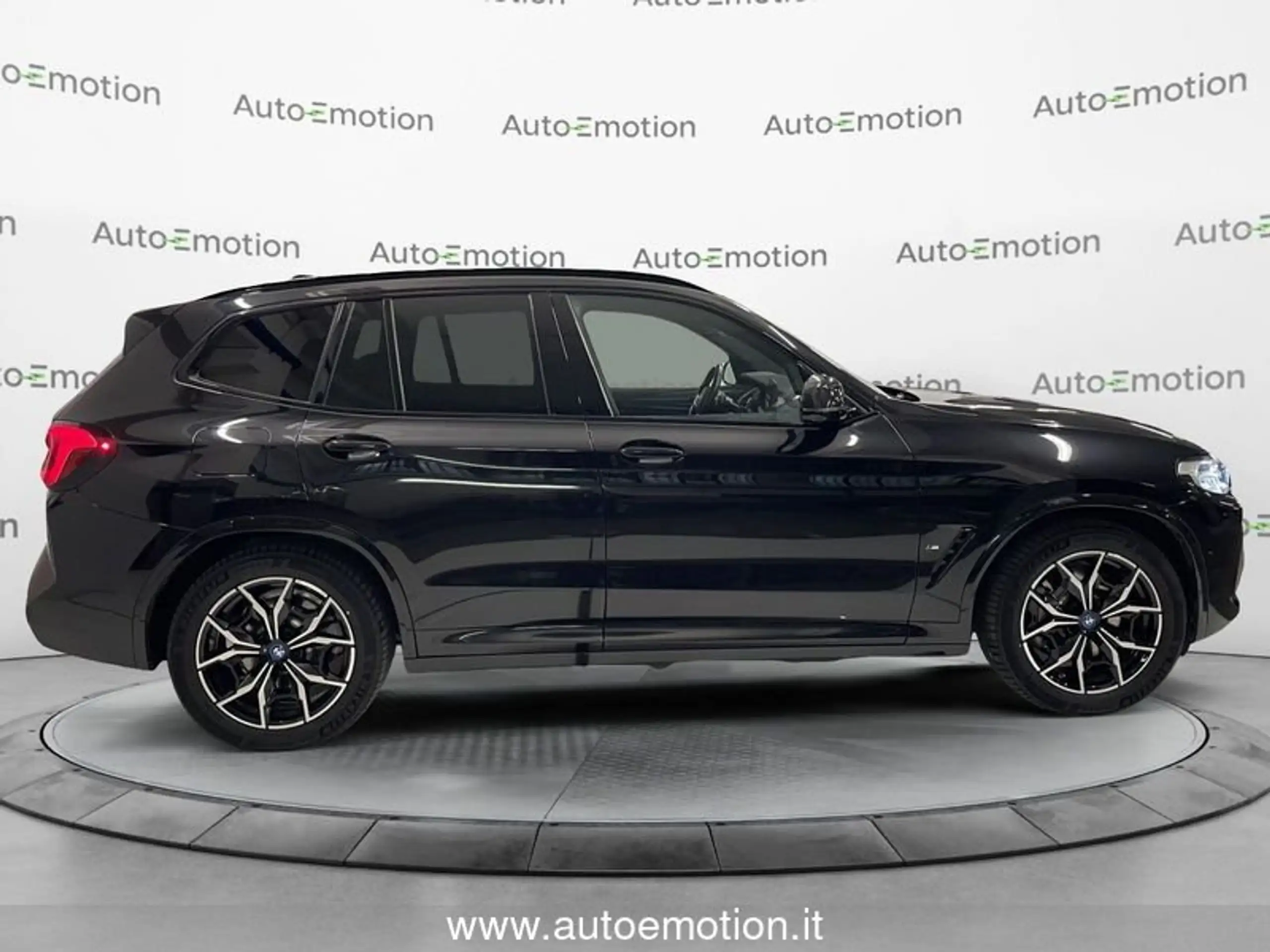 BMW - X3