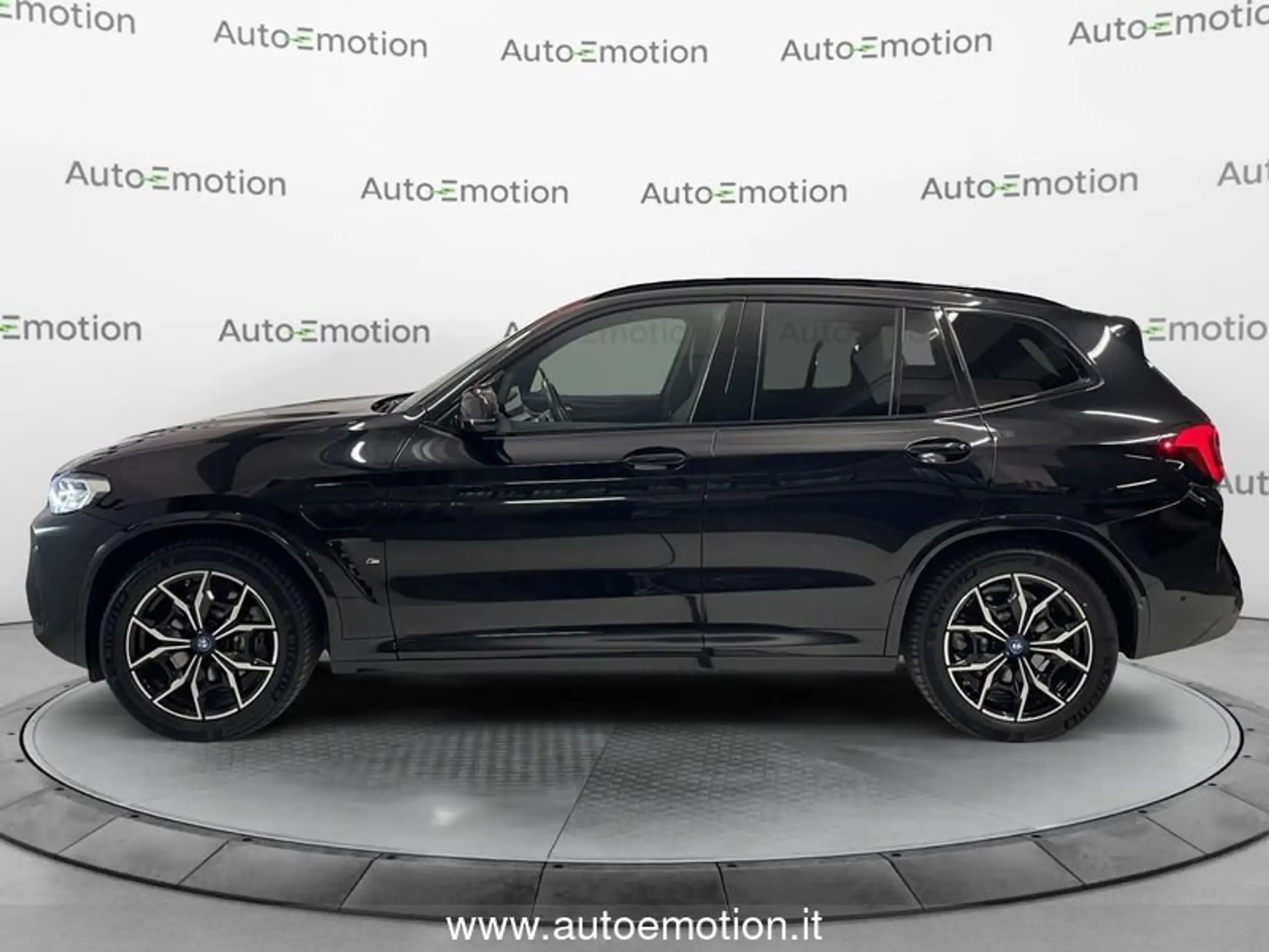 BMW - X3