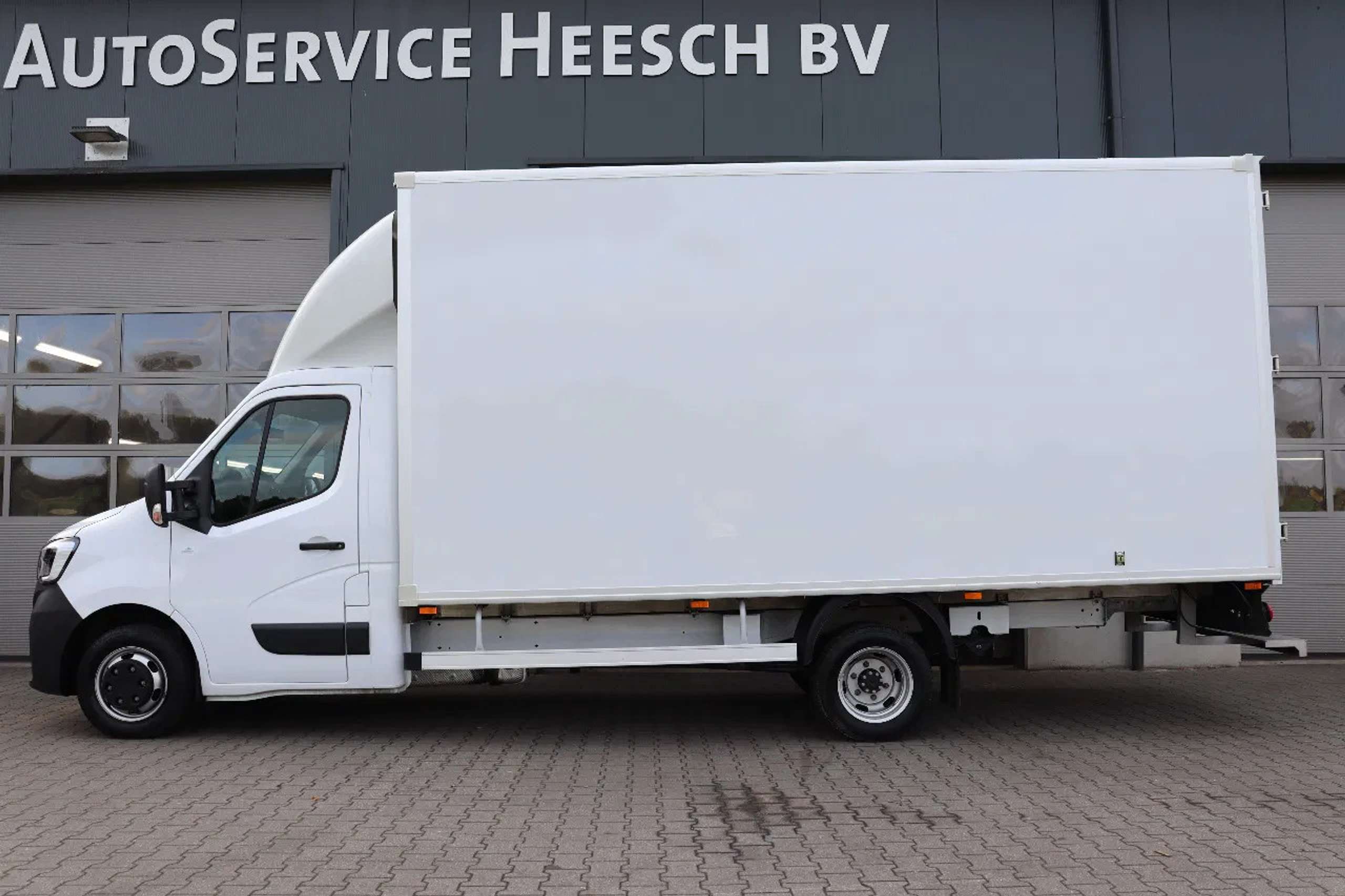 Renault - Master