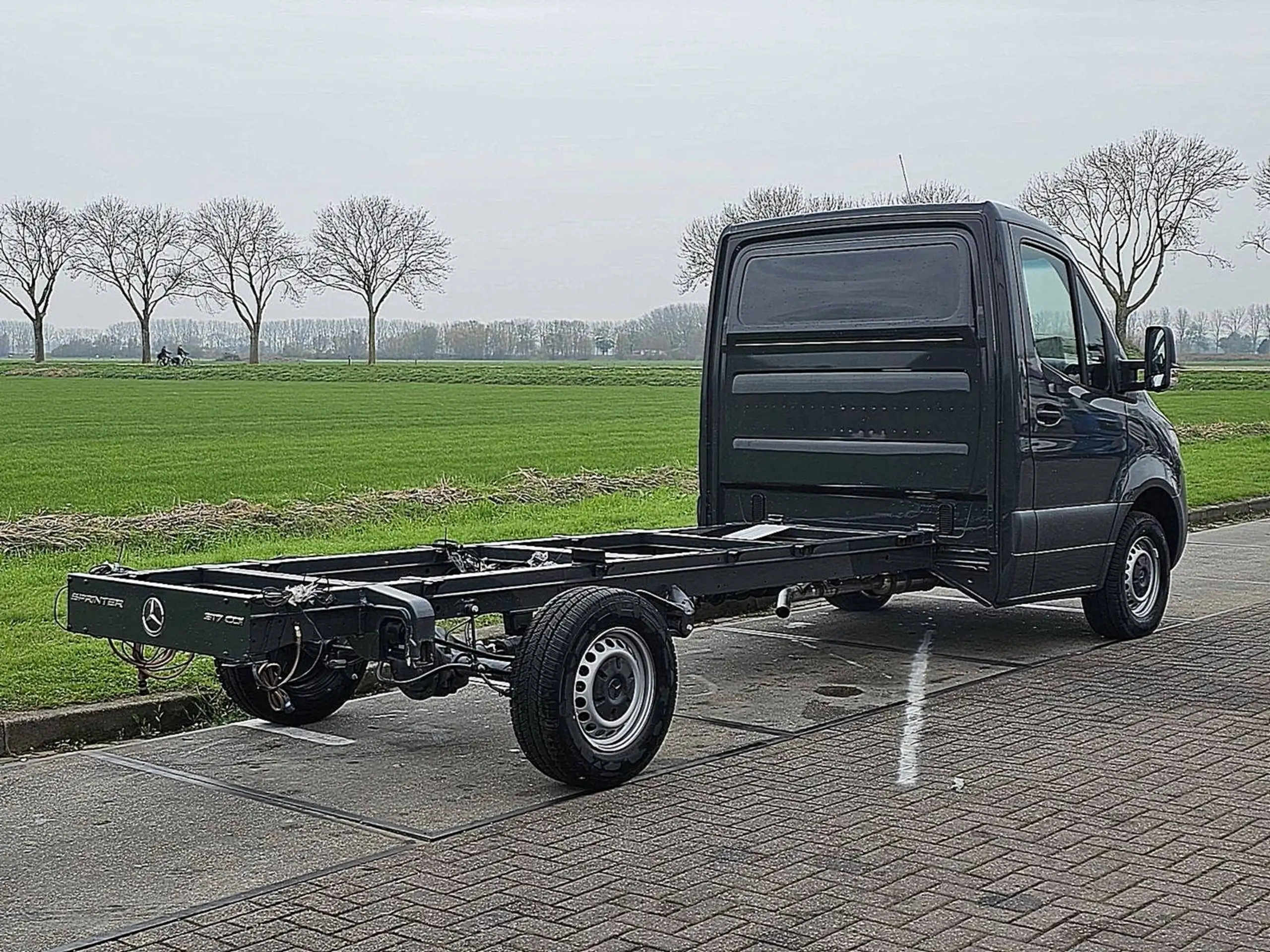 Mercedes-Benz - Sprinter