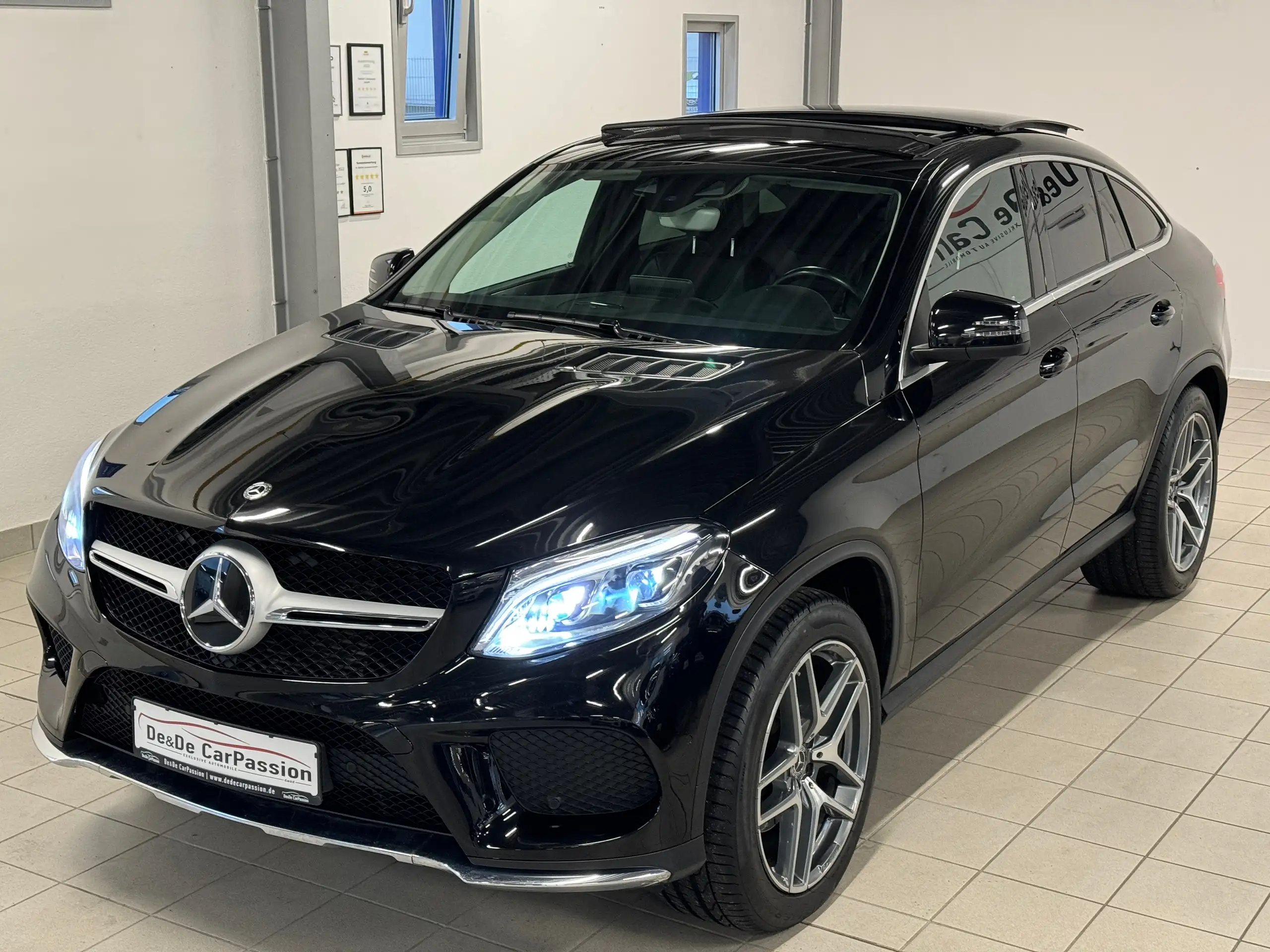 Mercedes-Benz - GLE 350