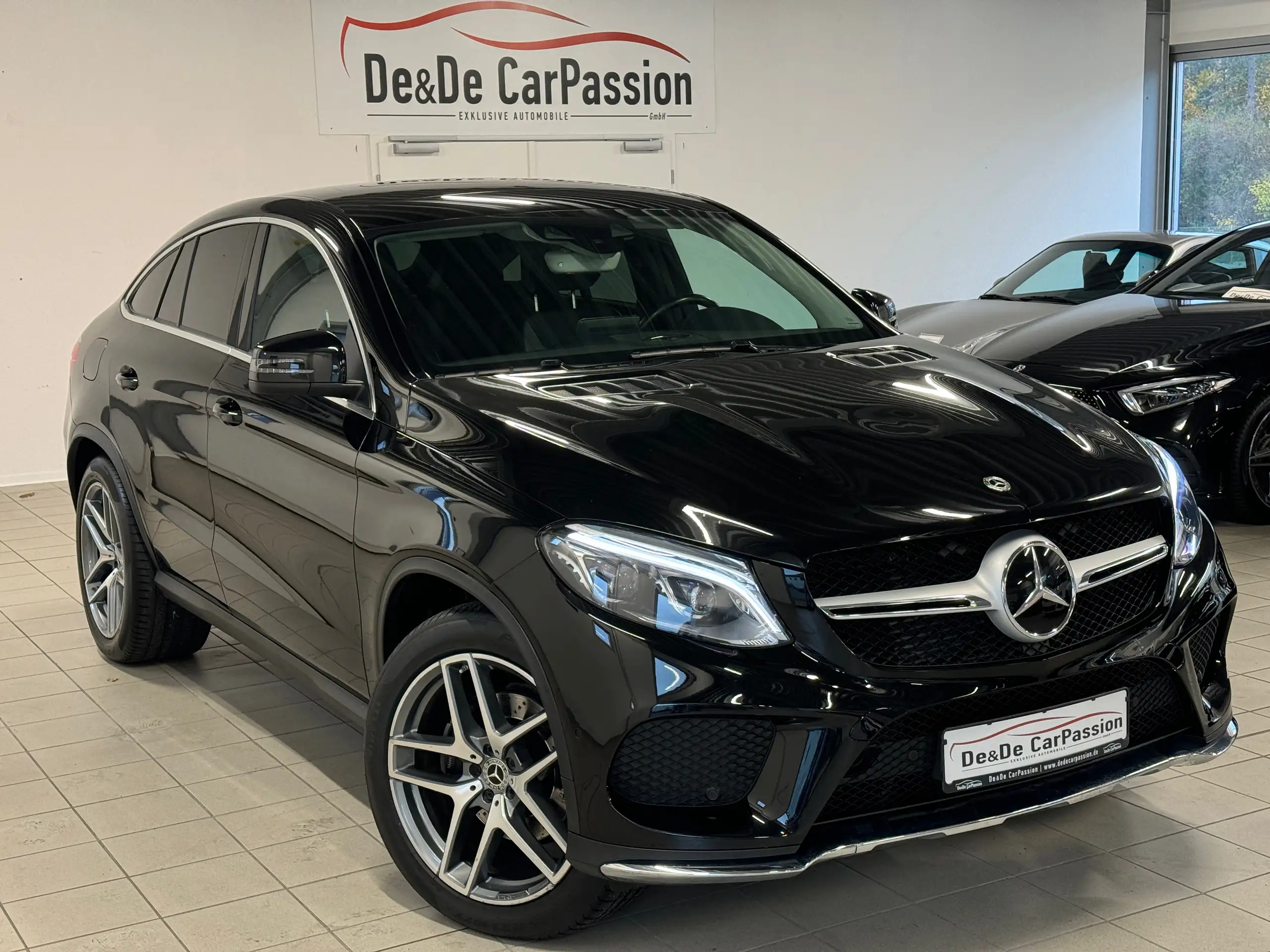 Mercedes-Benz - GLE 350