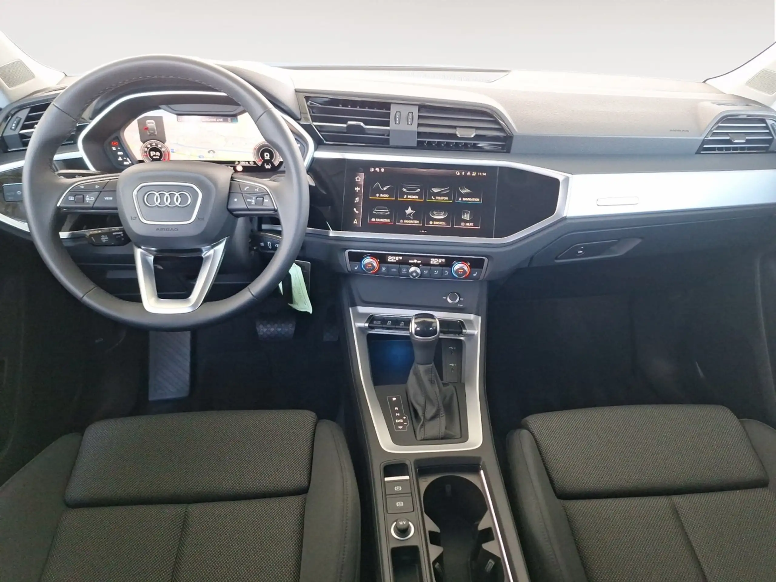 Audi - Q3