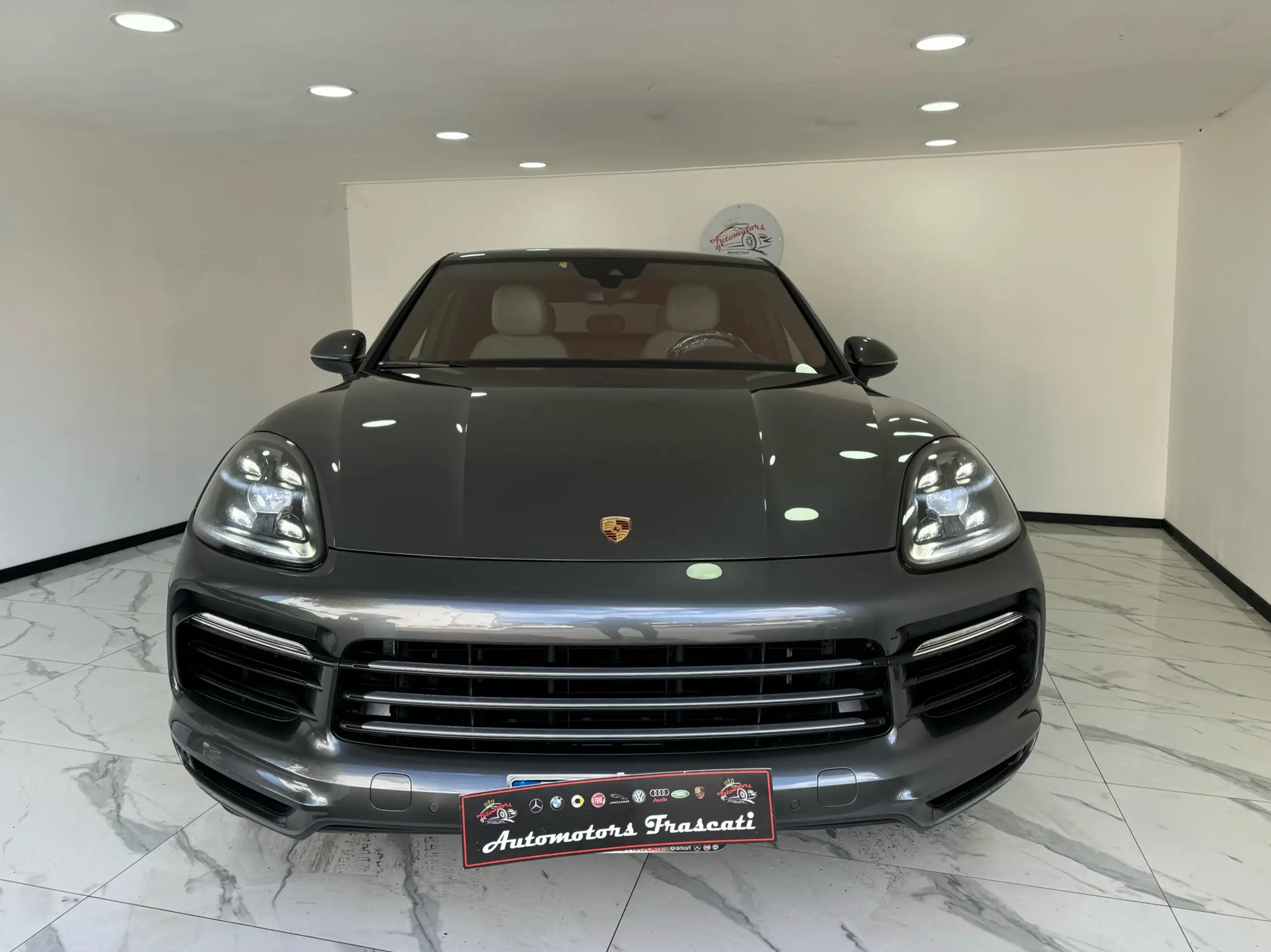 Porsche - Cayenne