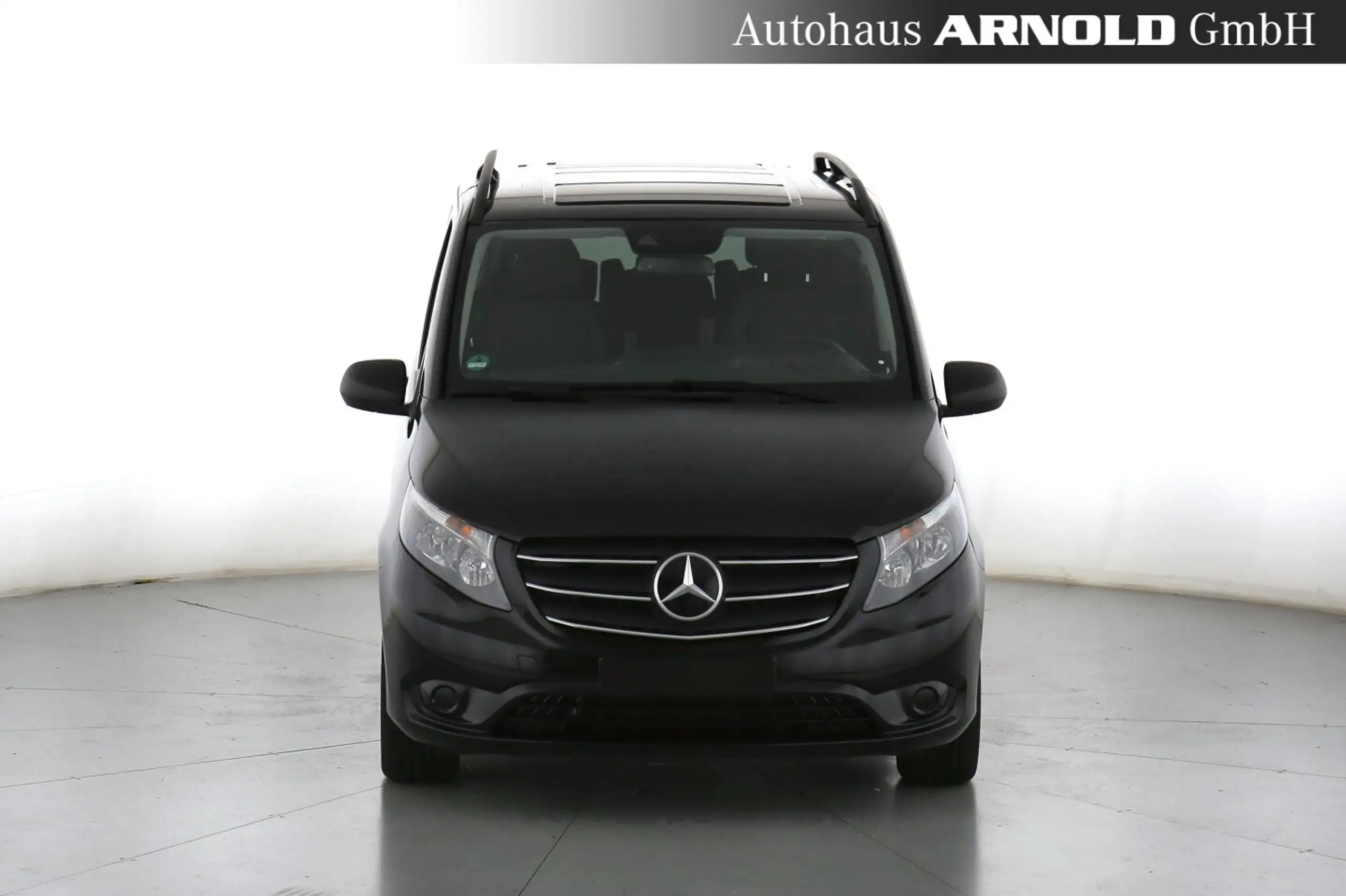 Mercedes-Benz - Vito