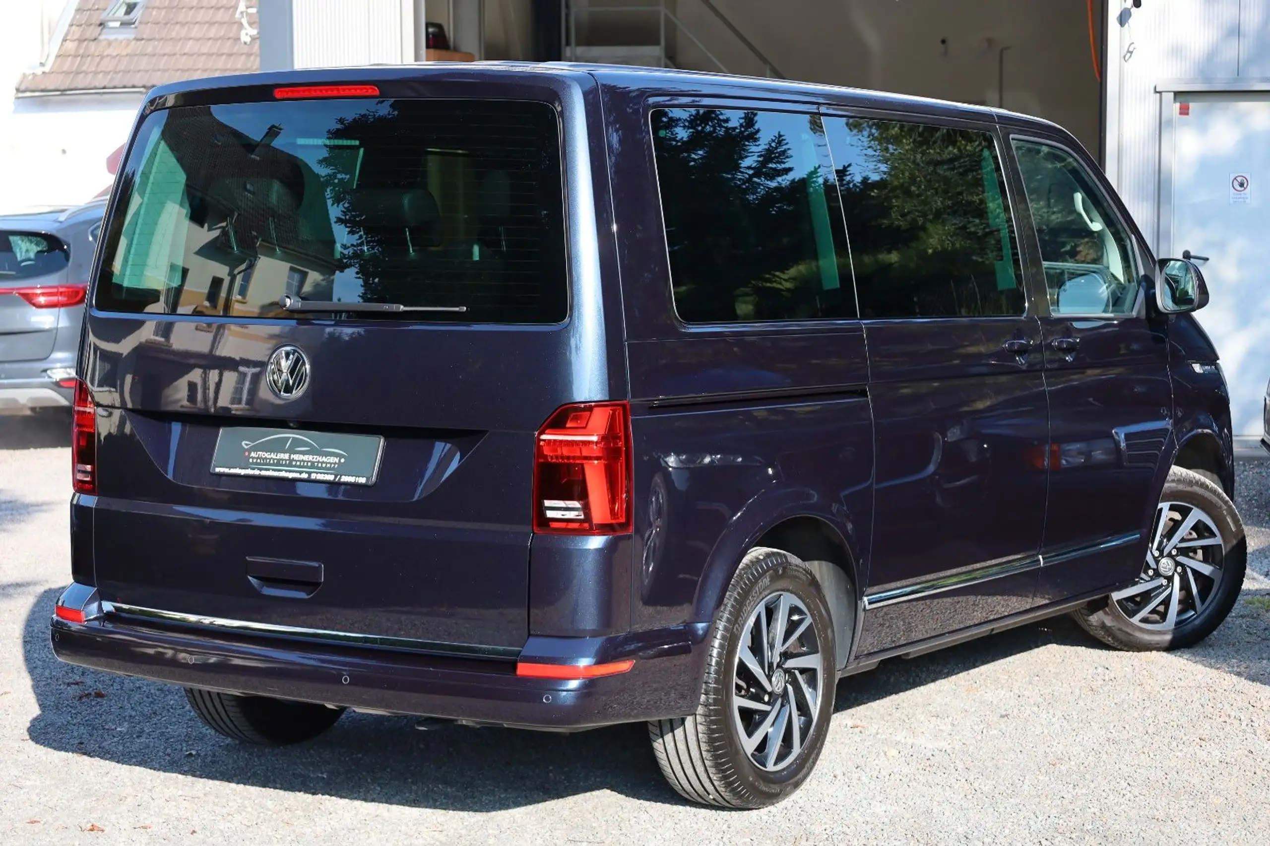 Volkswagen - T6 Multivan