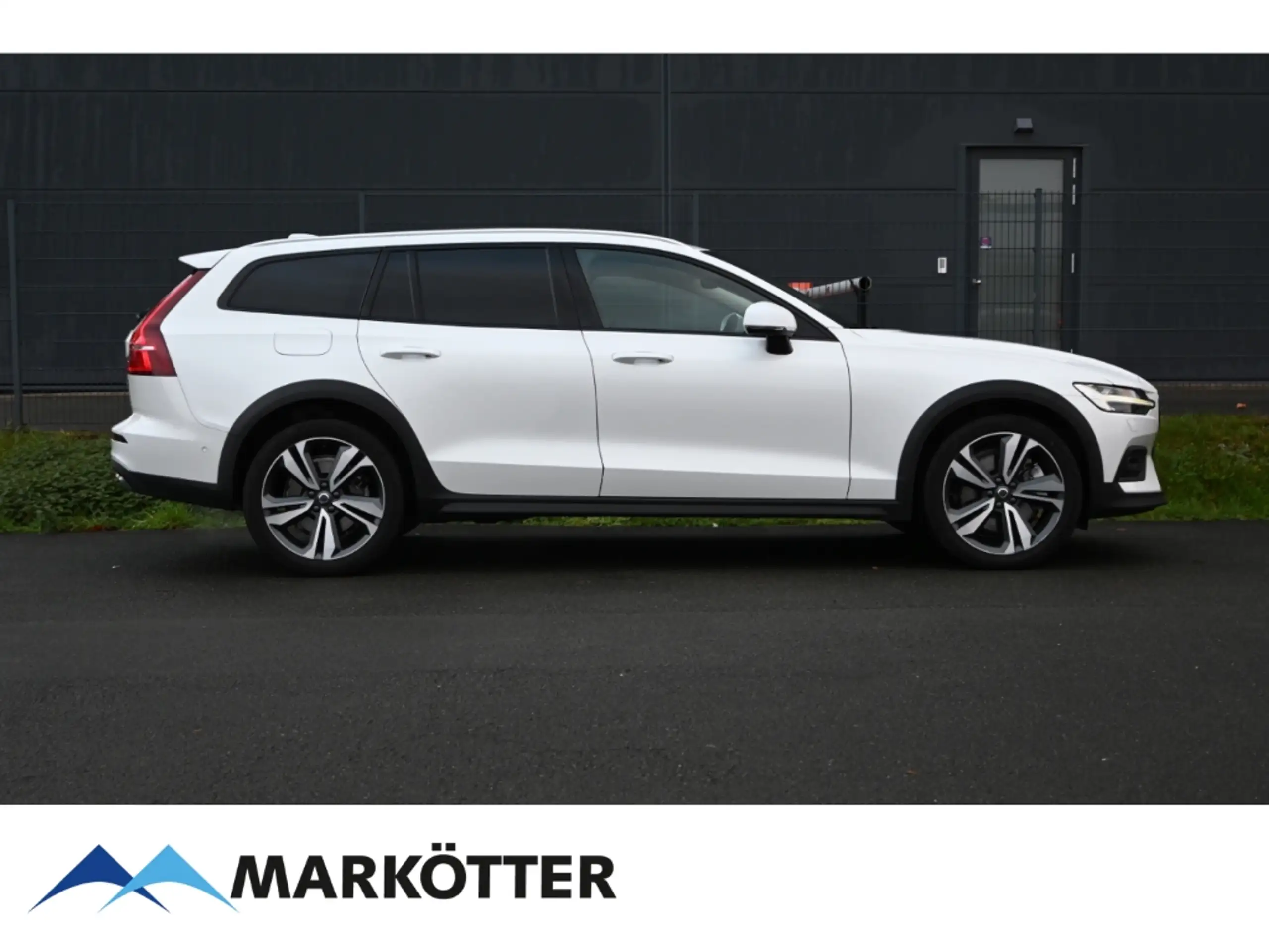 Volvo - V60