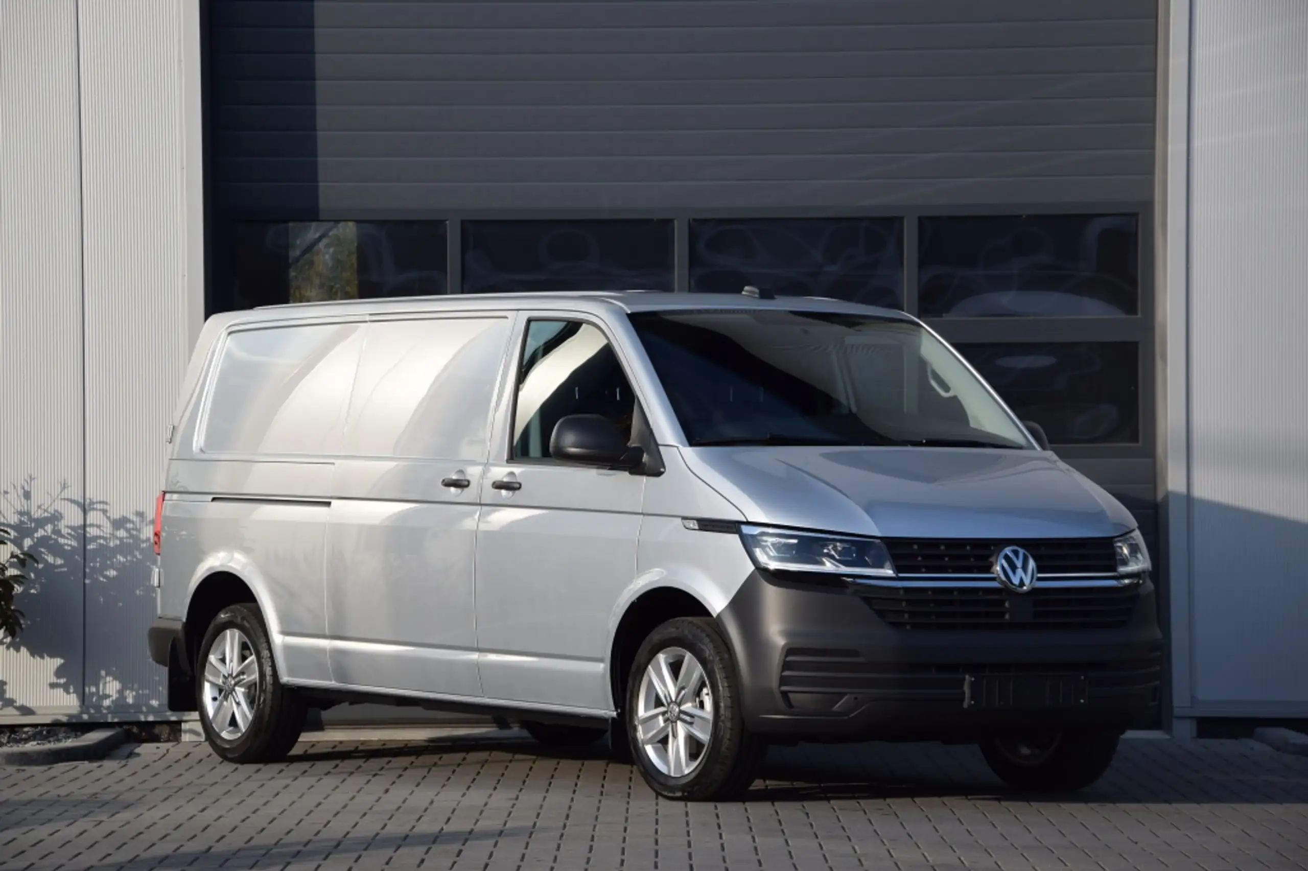 Volkswagen - Transporter