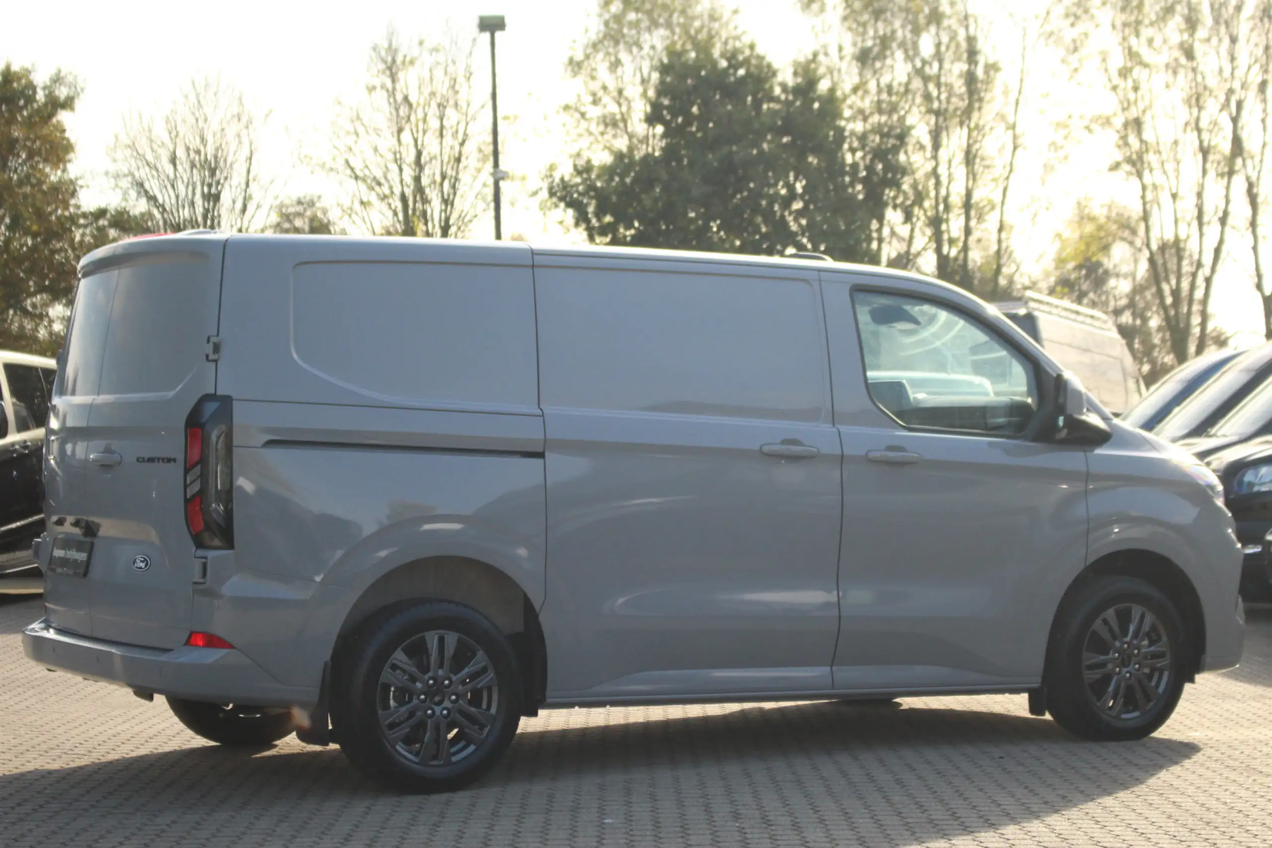 Ford - Transit Custom