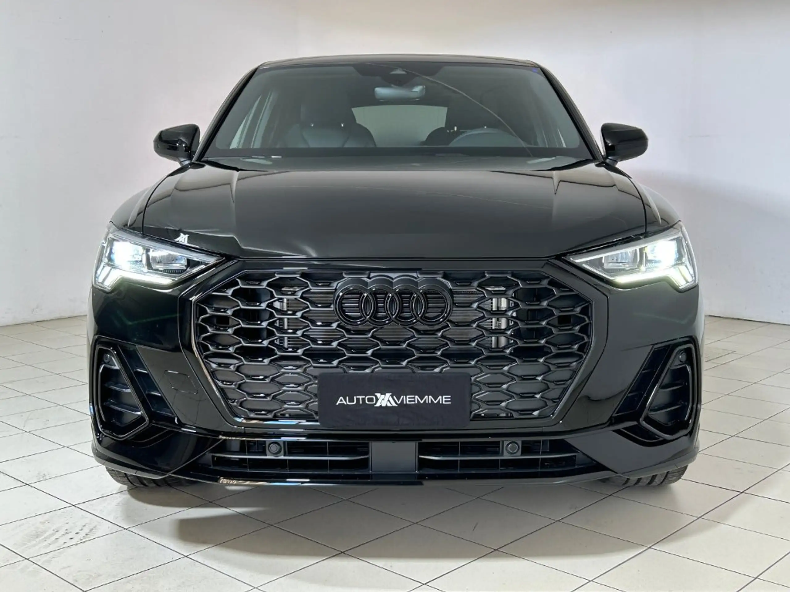 Audi - Q3