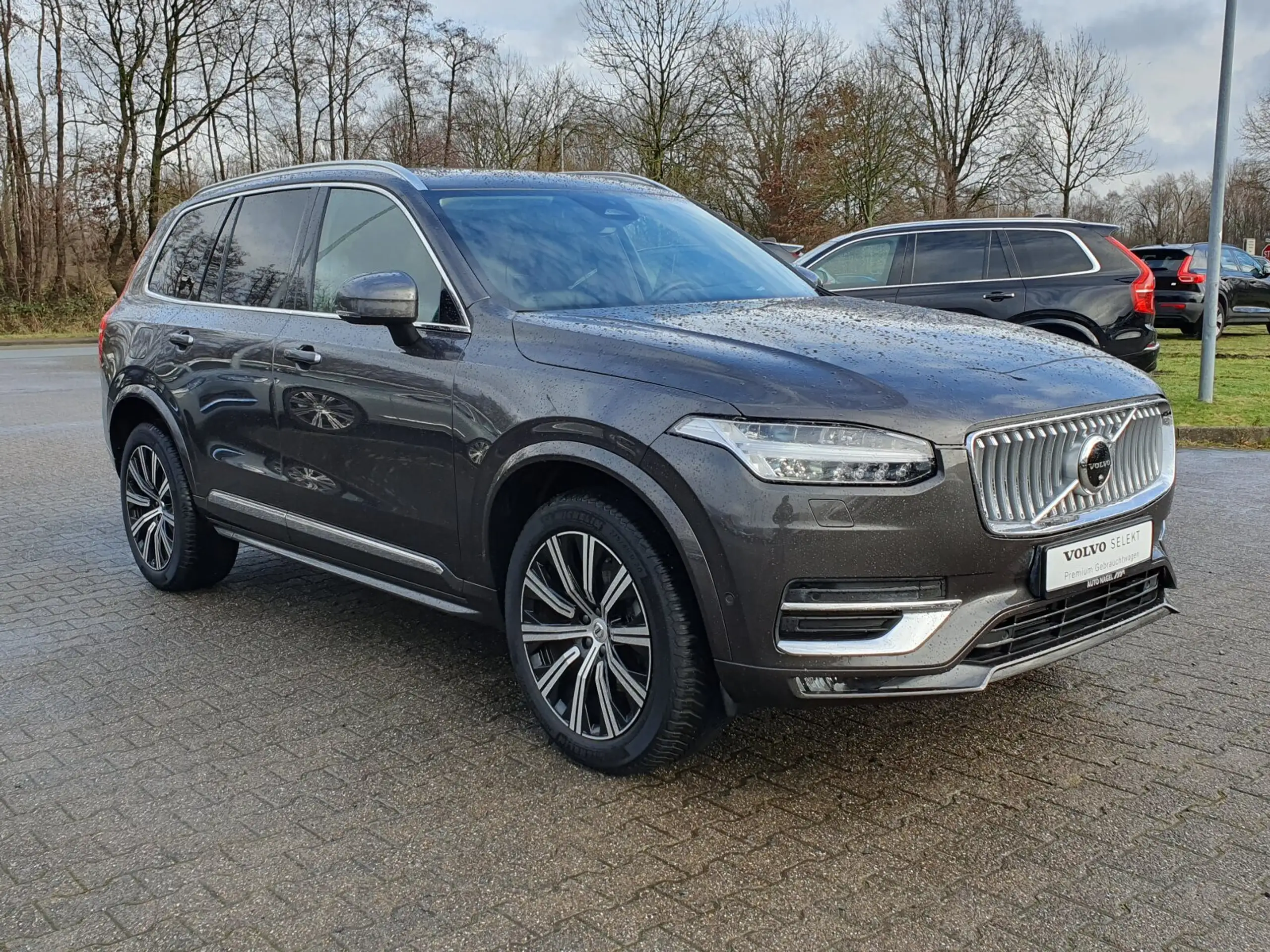 Volvo - XC90