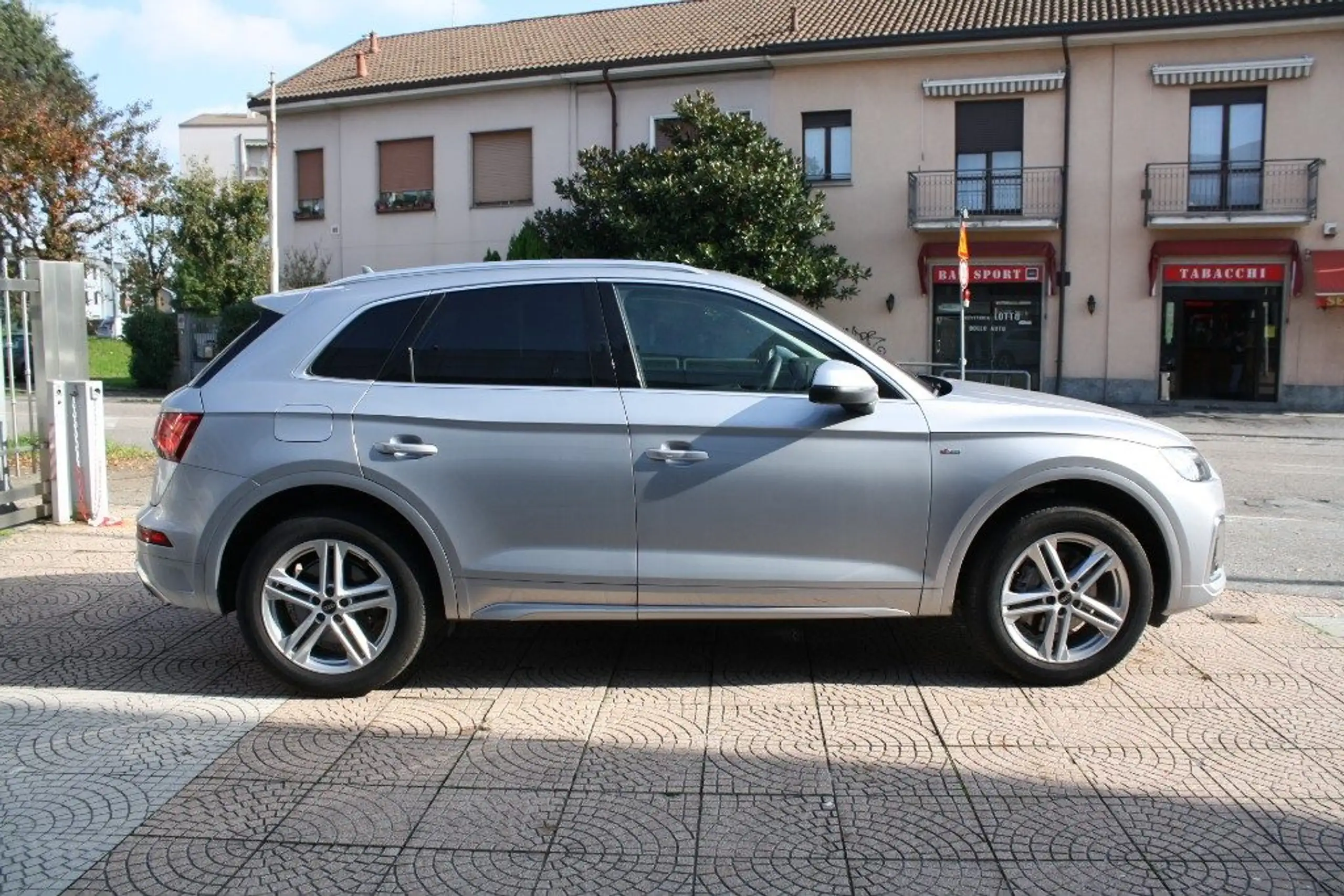 Audi - Q5