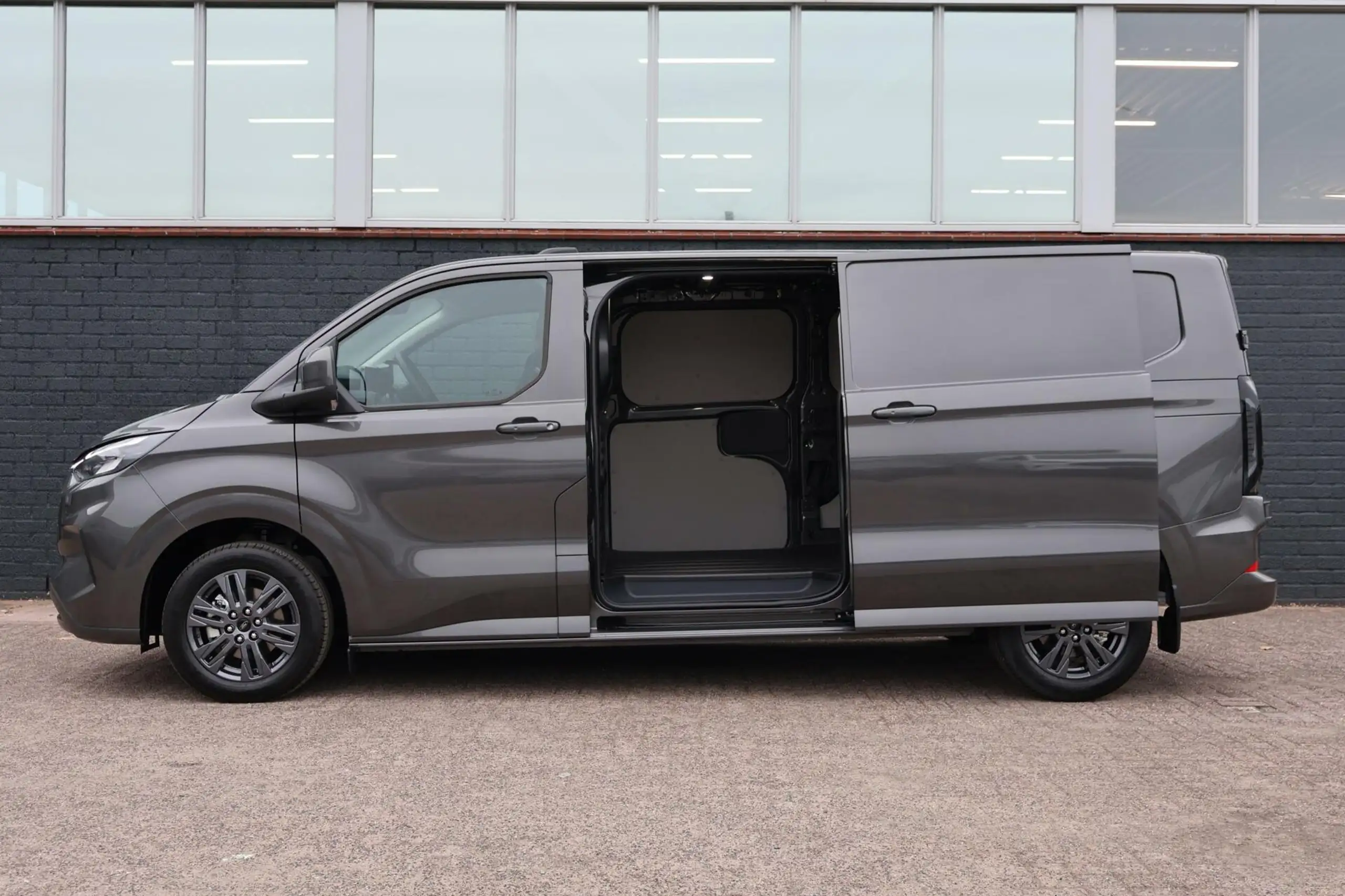 Ford - Transit Custom