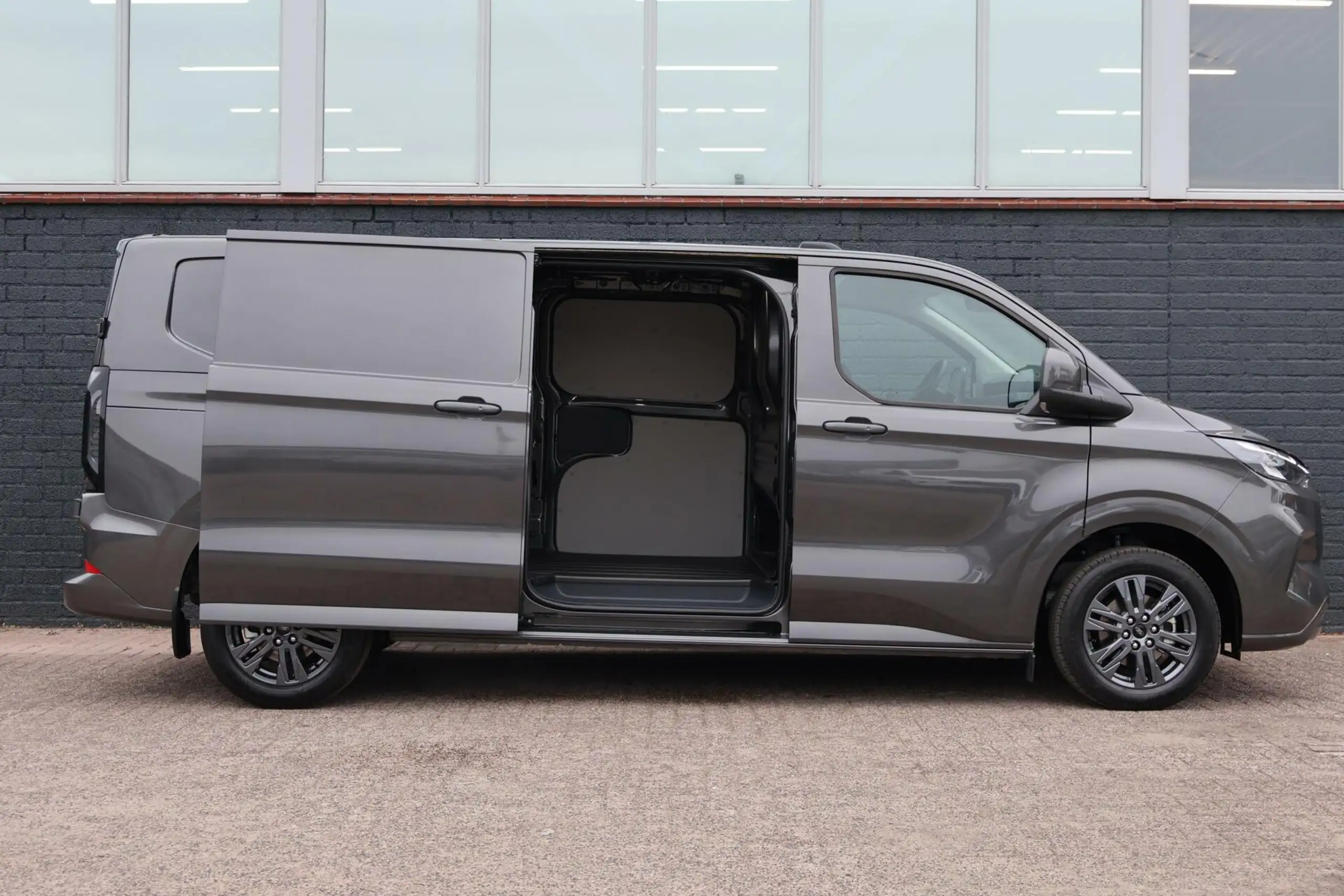 Ford - Transit Custom