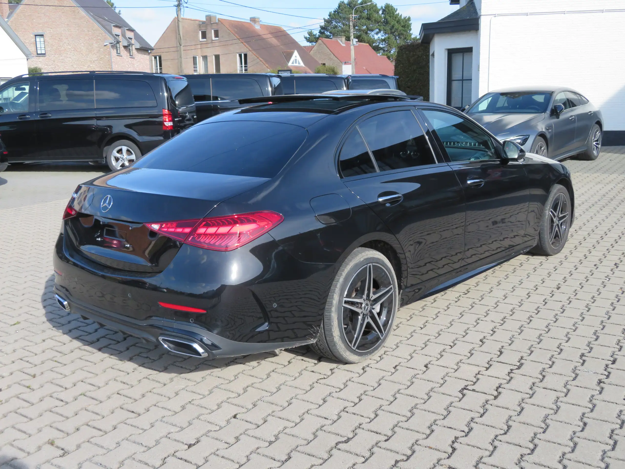 Mercedes-Benz - C 300