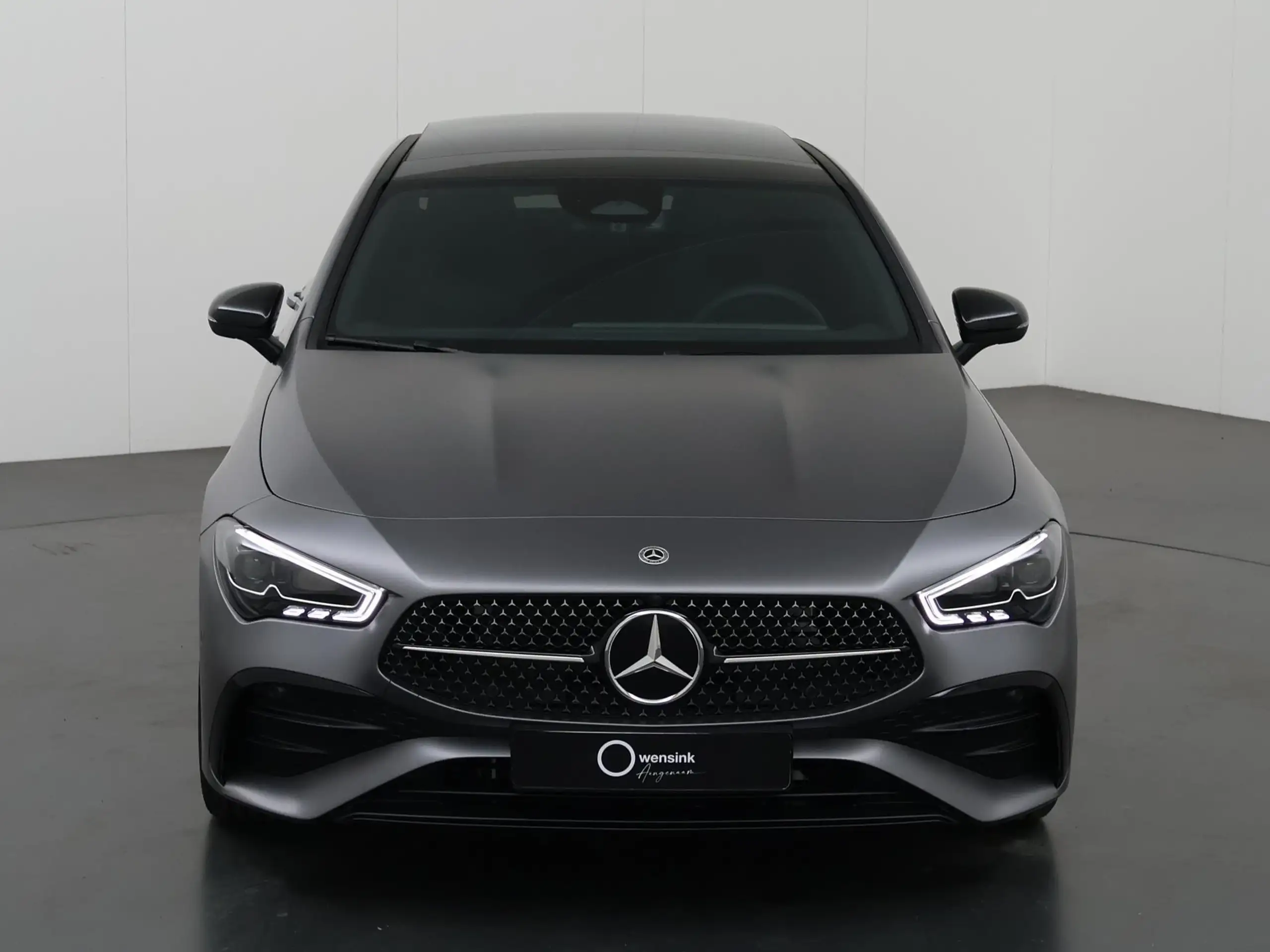 Mercedes-Benz - CLA 180