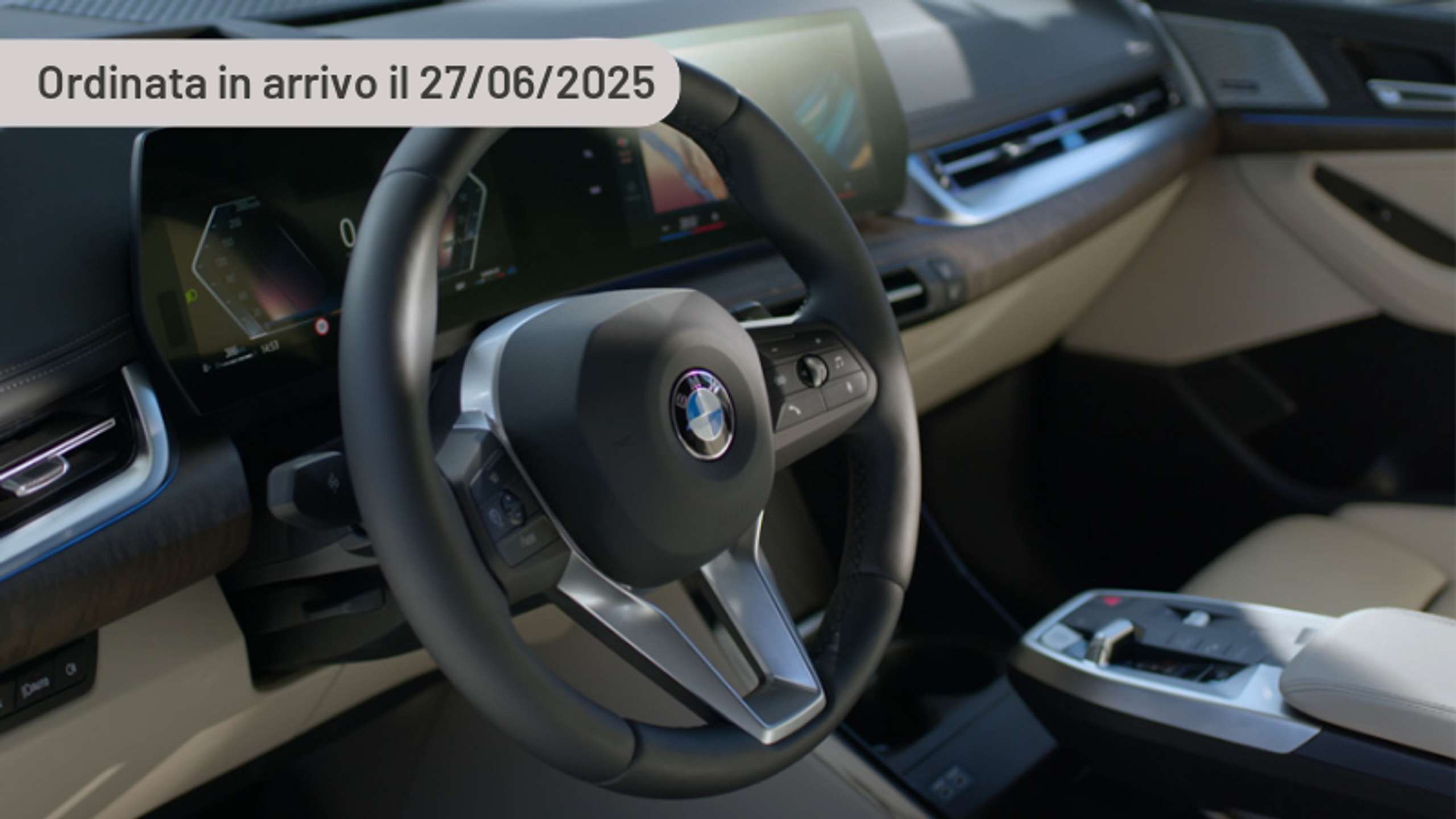 BMW 223 2018