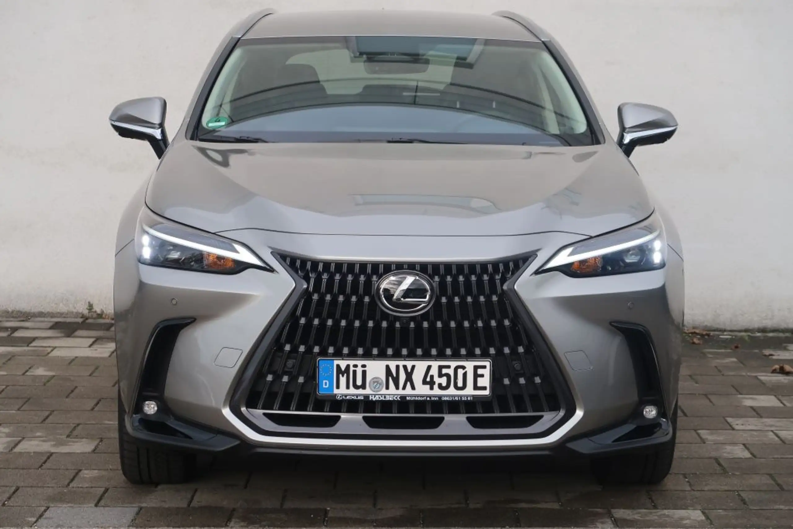 Lexus - NX 450h+