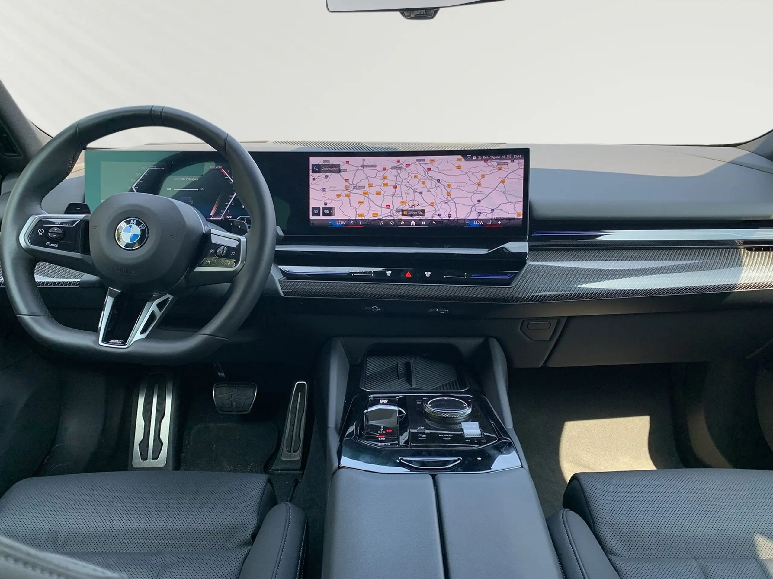 BMW - 520