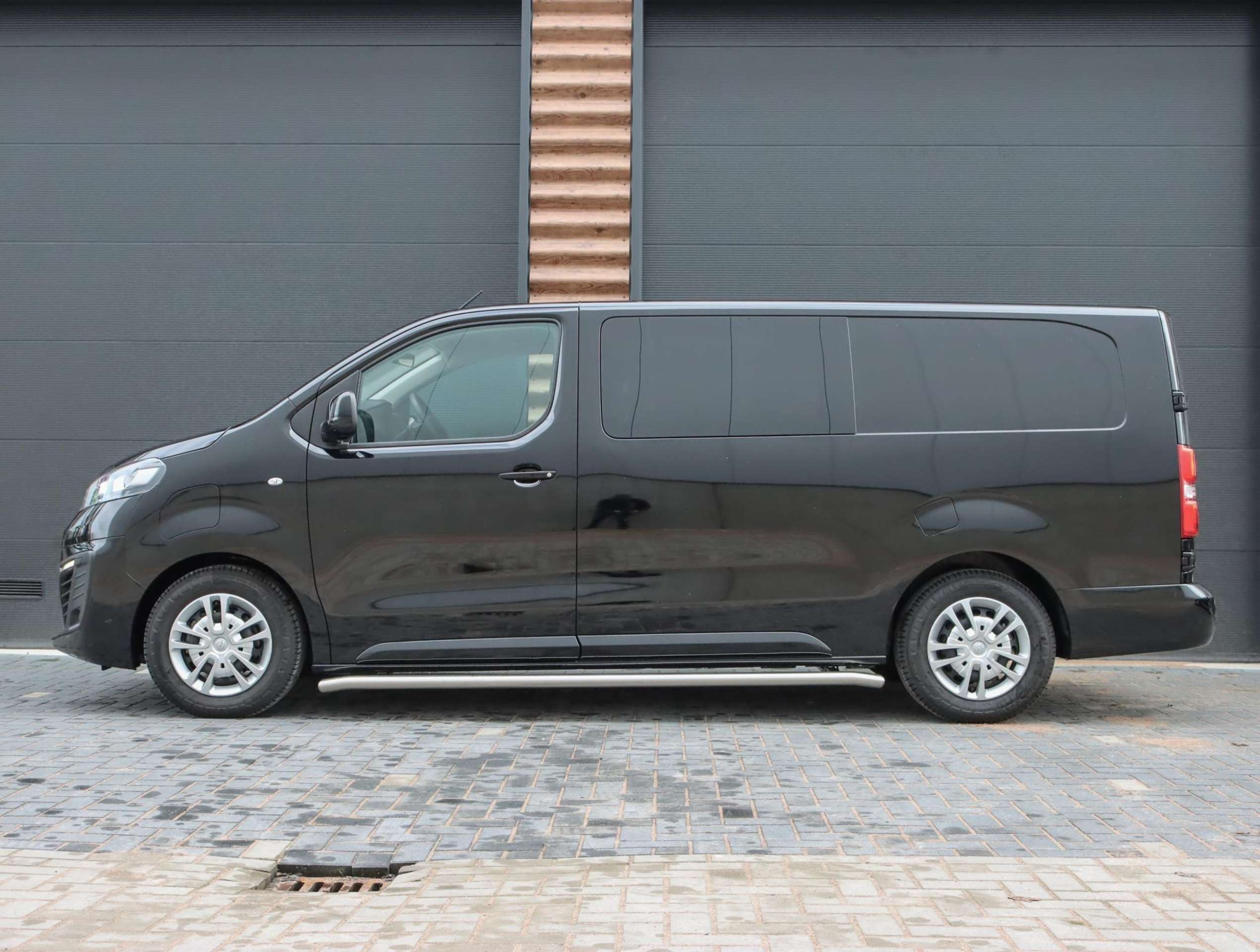 Opel - Vivaro-e