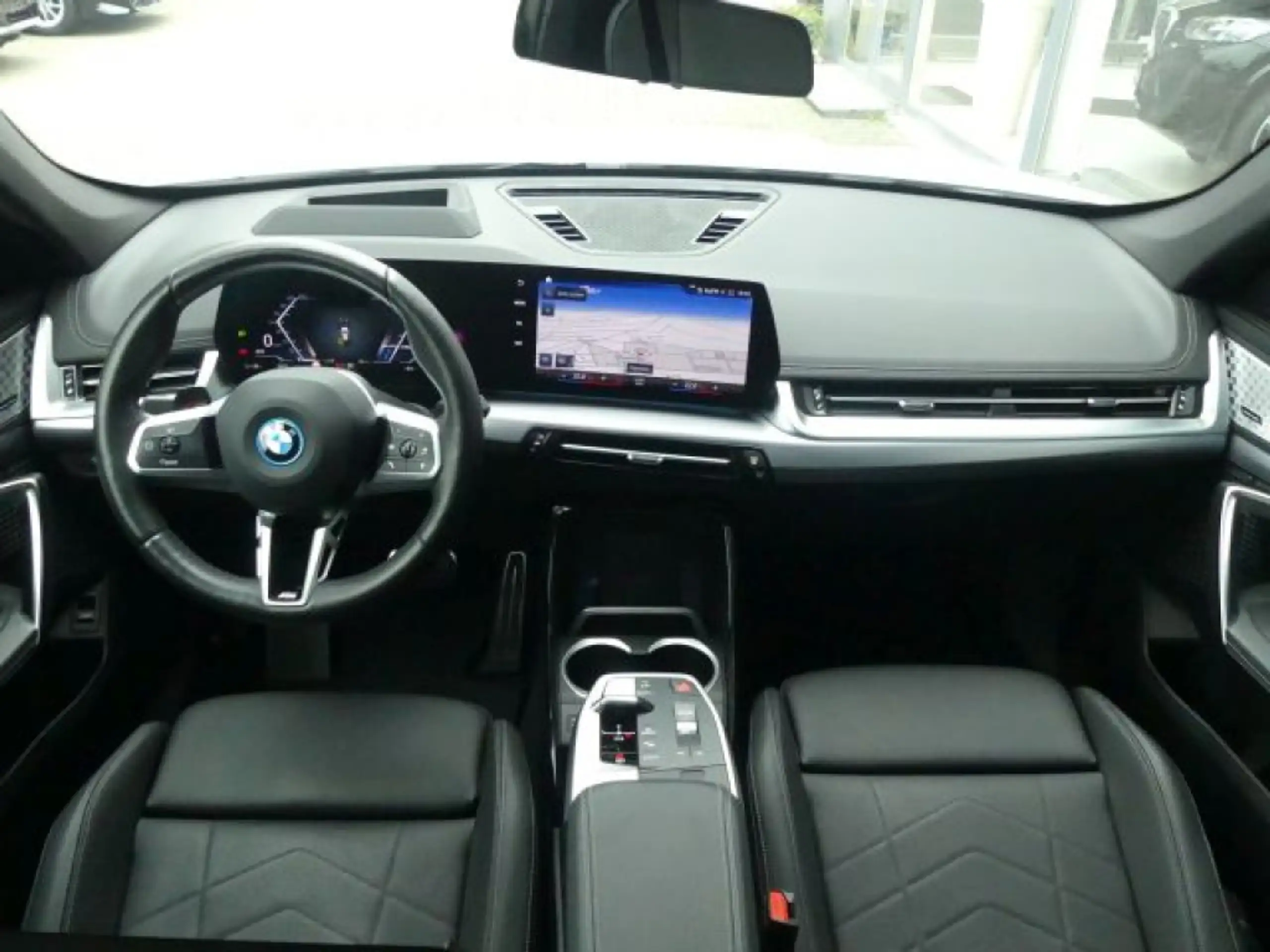 BMW - X1