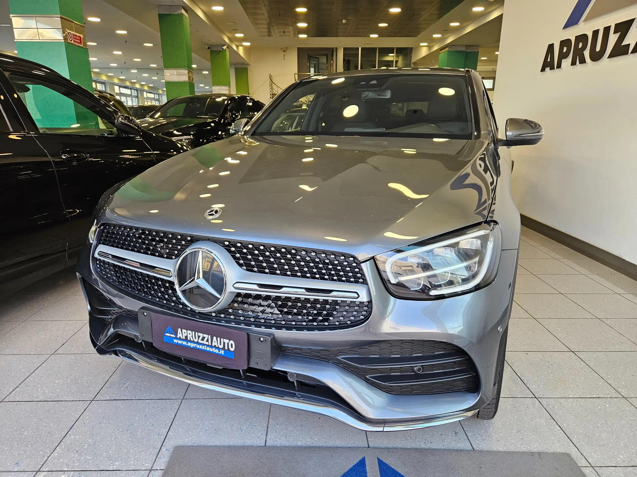 Mercedes-Benz - GLC 300