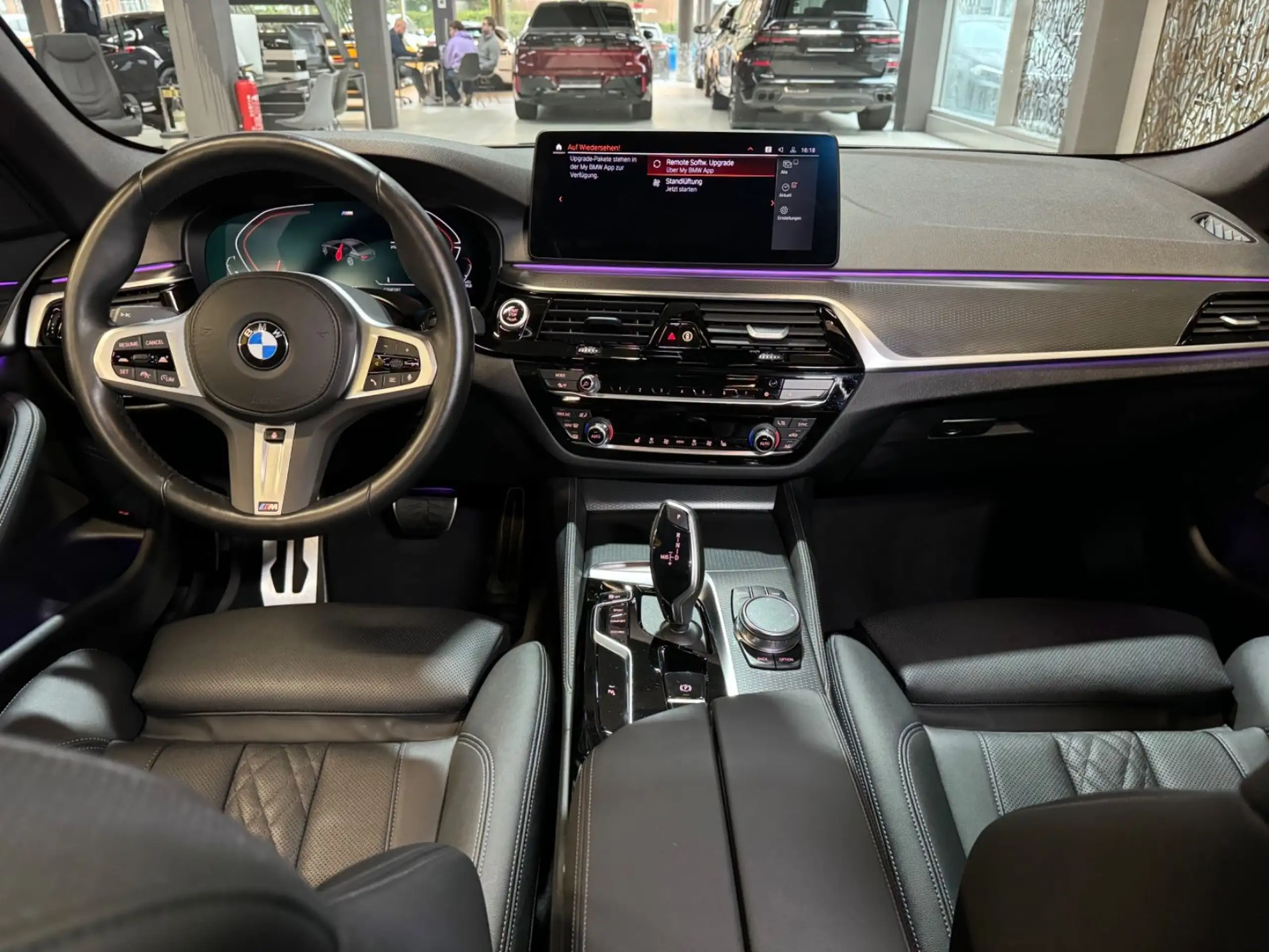 BMW - 530