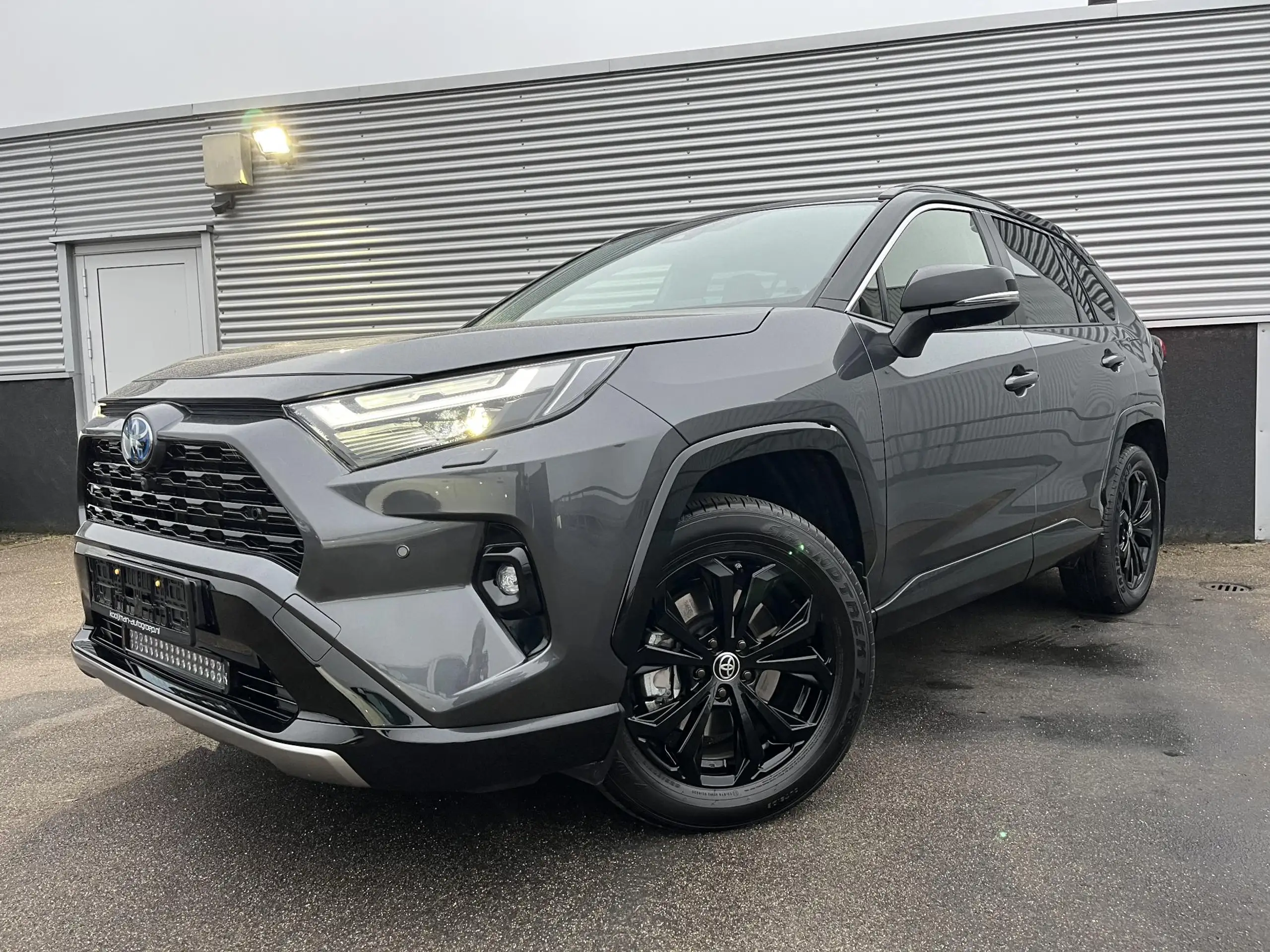 Toyota - RAV 4