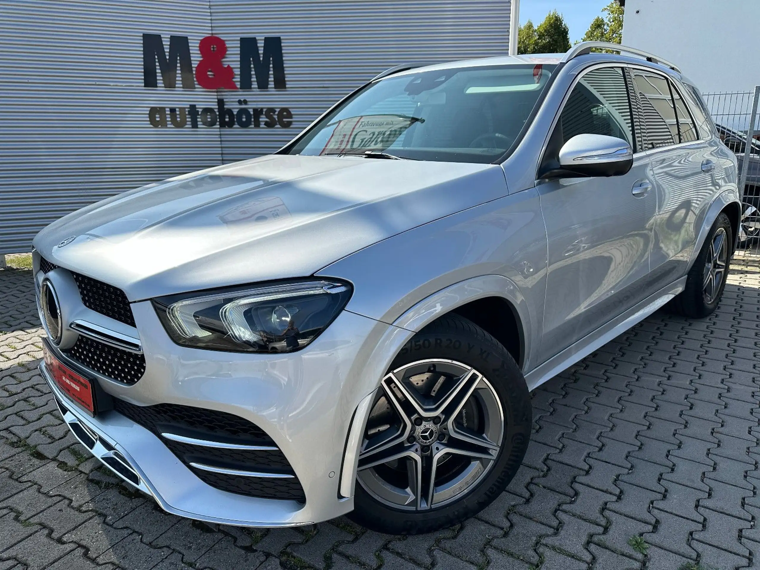 Mercedes-Benz - GLE 300