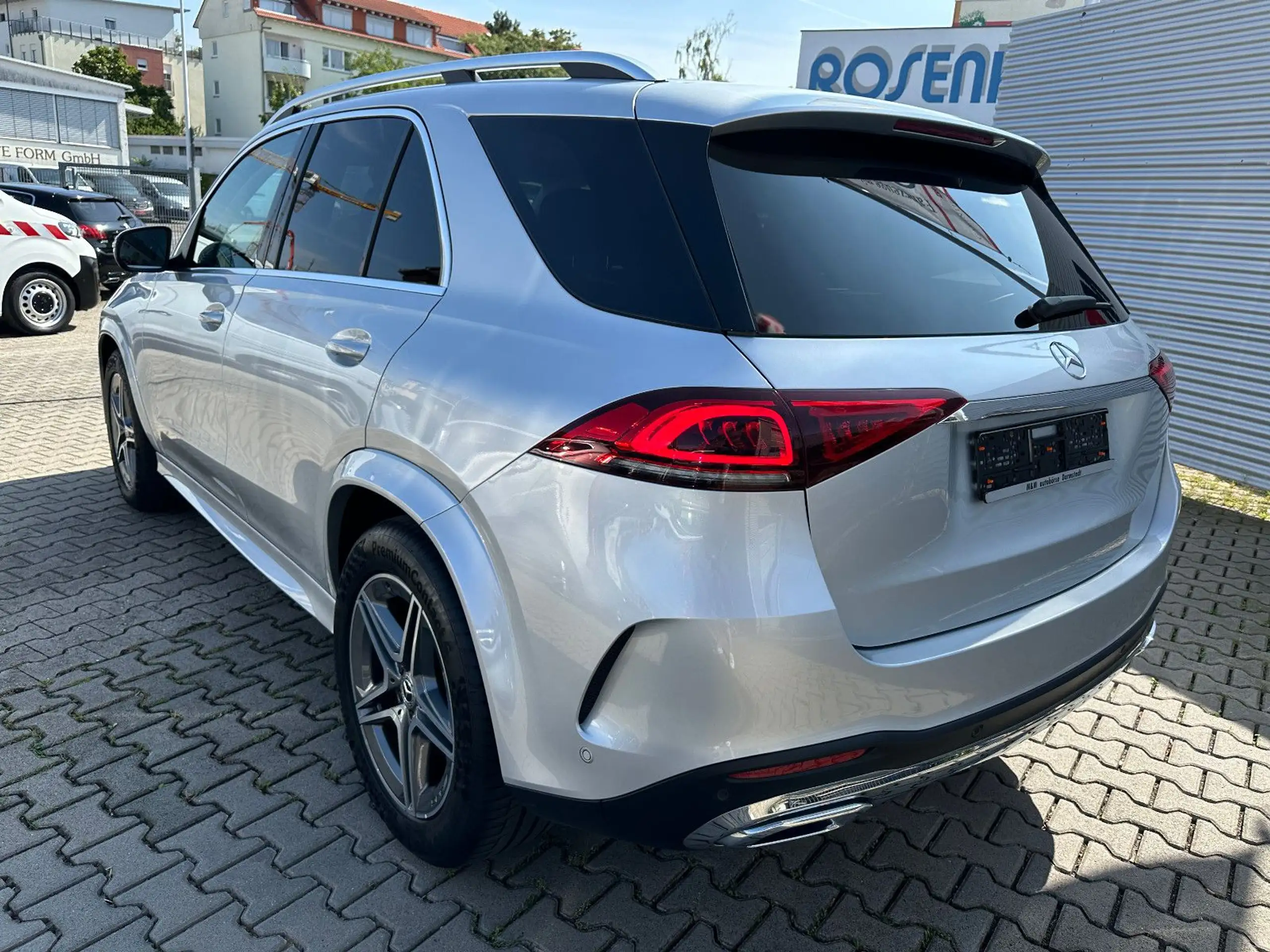 Mercedes-Benz - GLE 300