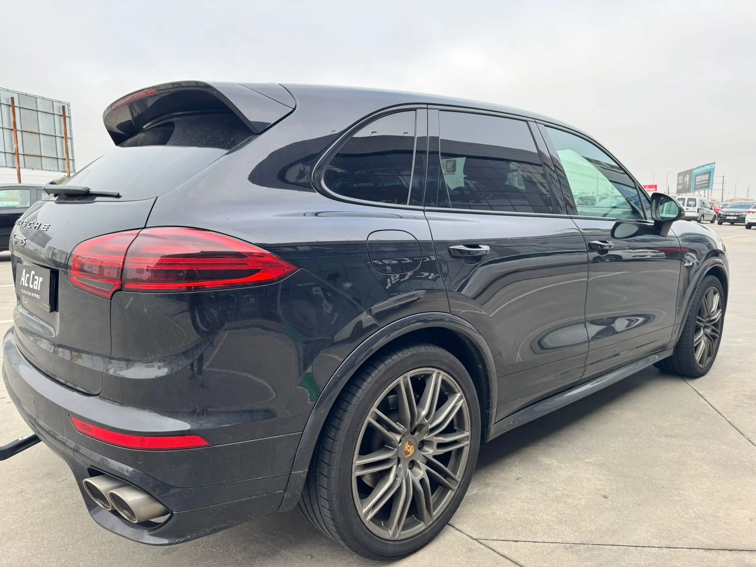 Porsche - Cayenne