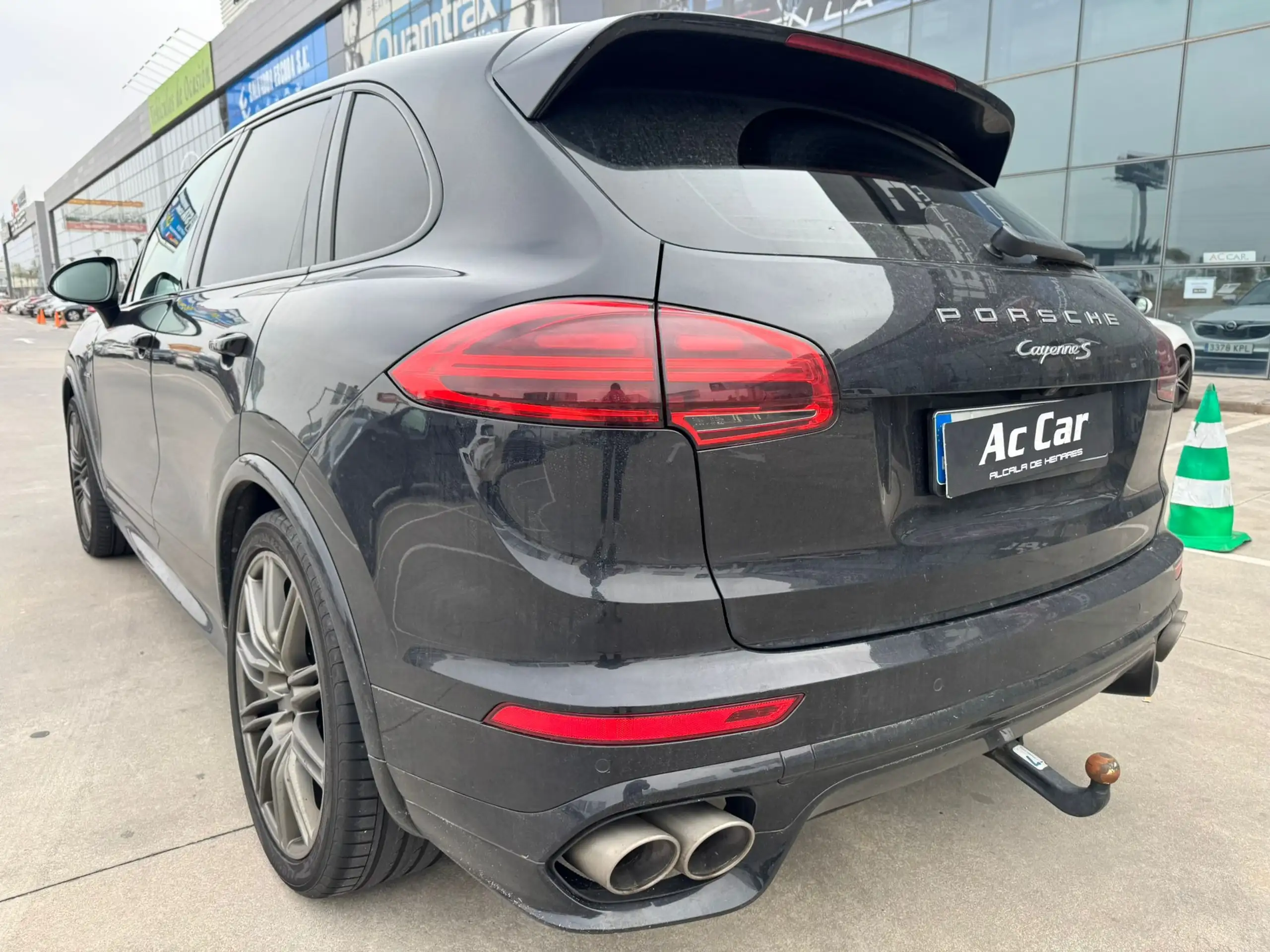 Porsche - Cayenne