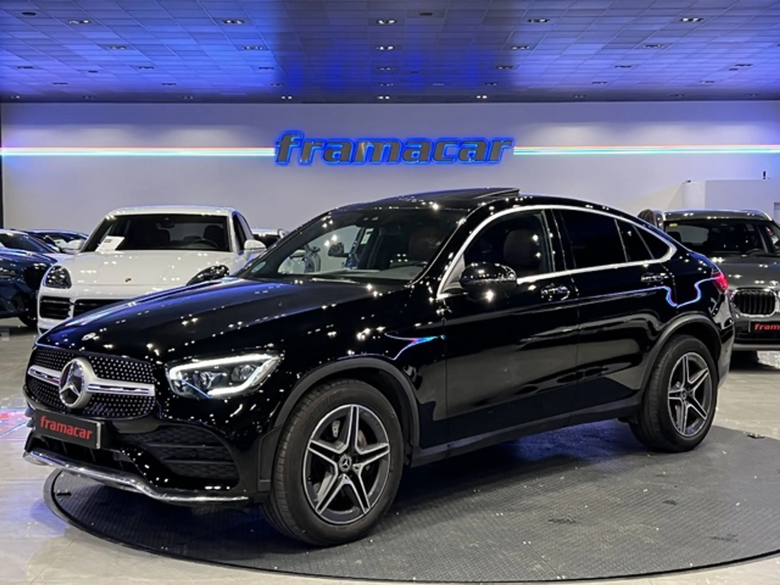 Mercedes-Benz - GLC 220