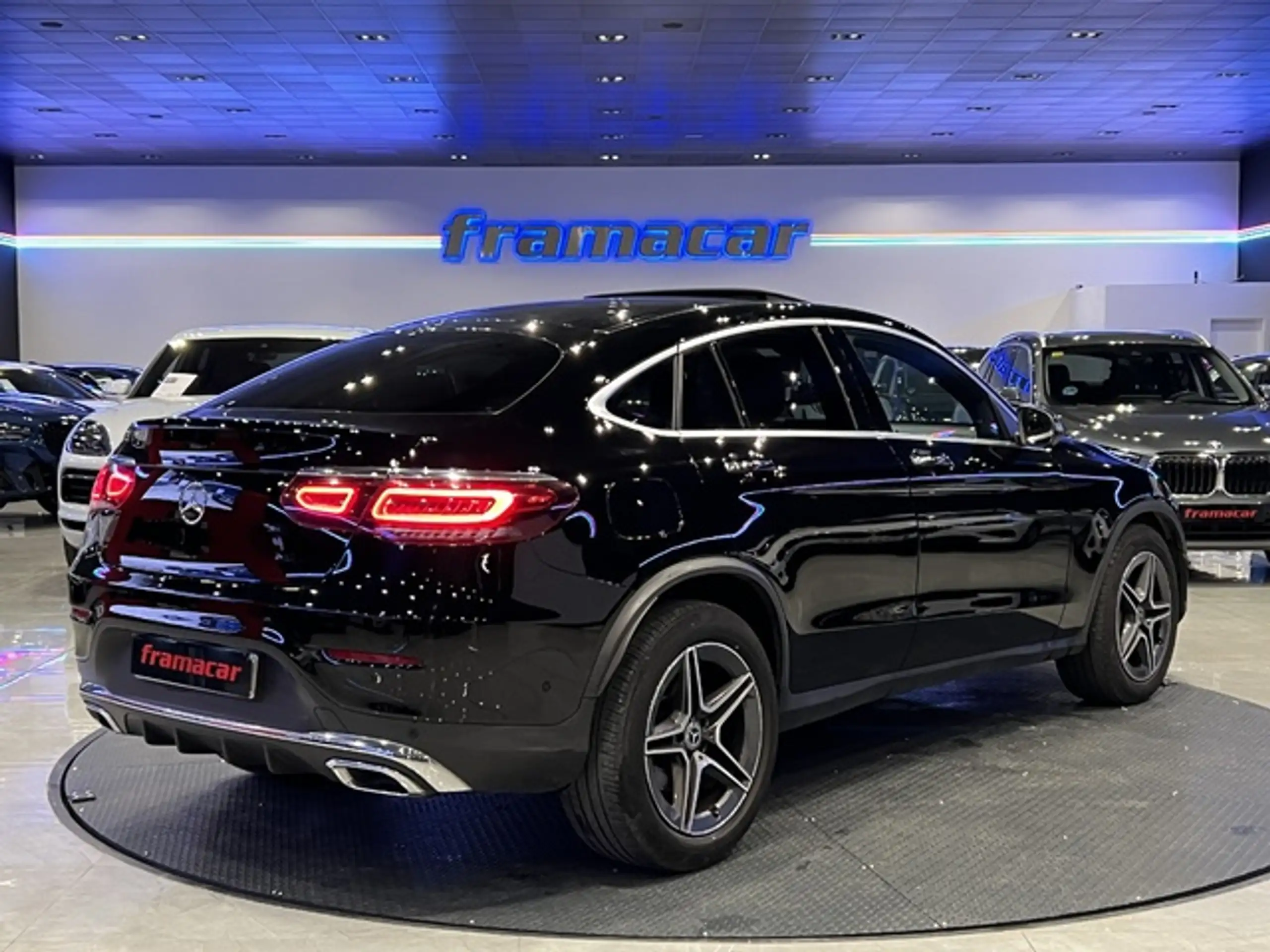 Mercedes-Benz - GLC 220