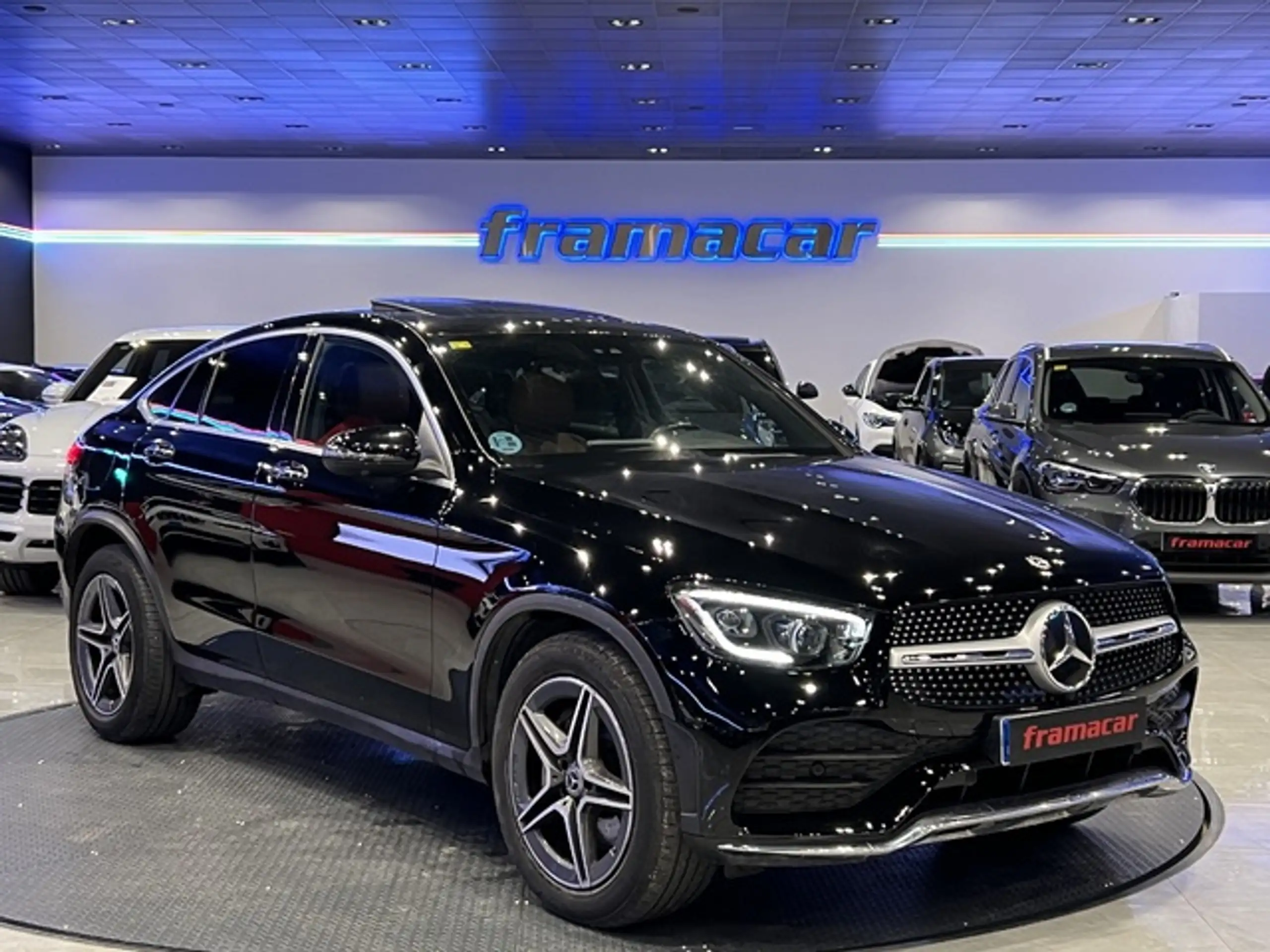 Mercedes-Benz - GLC 220