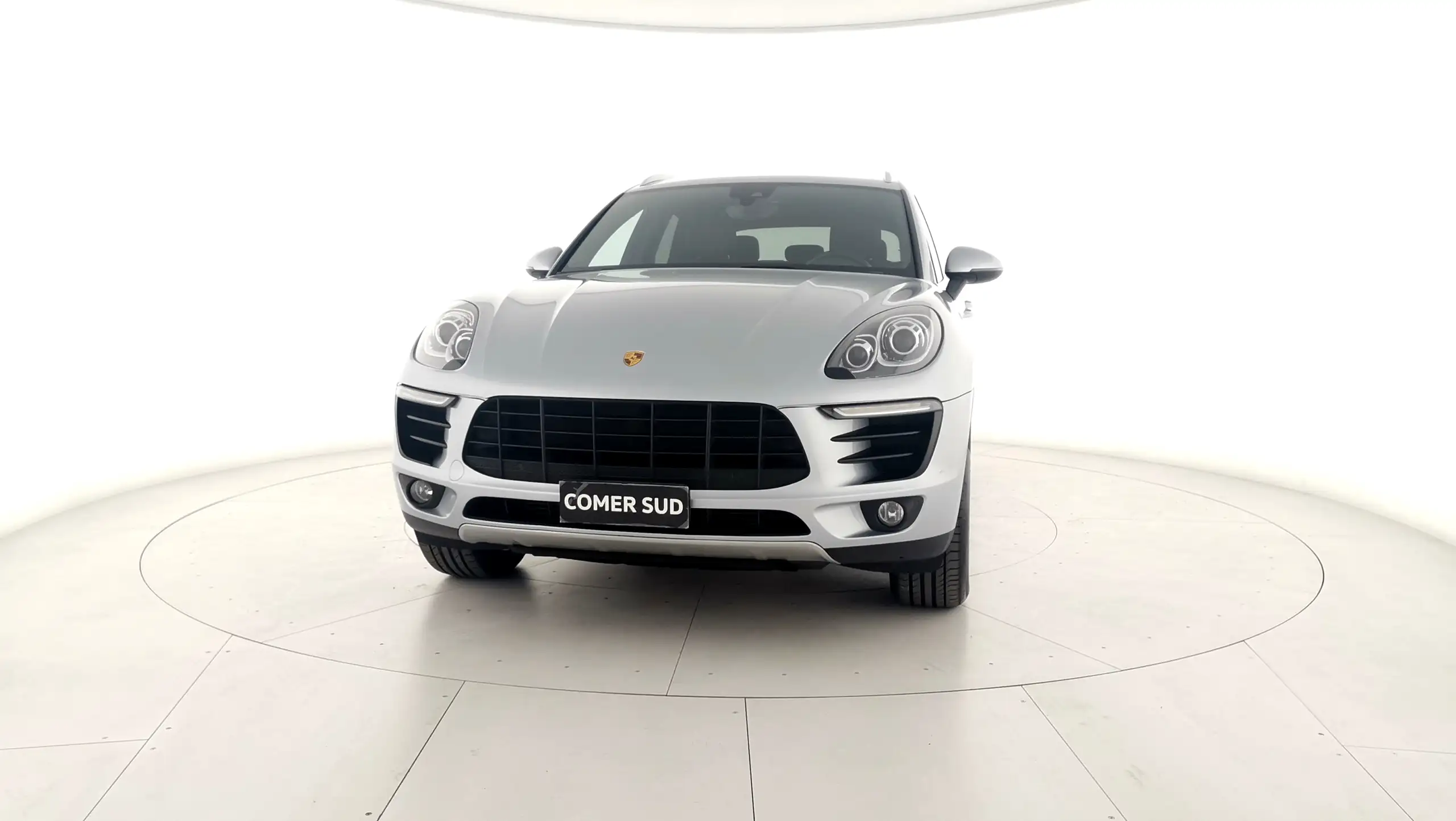 Porsche - Macan