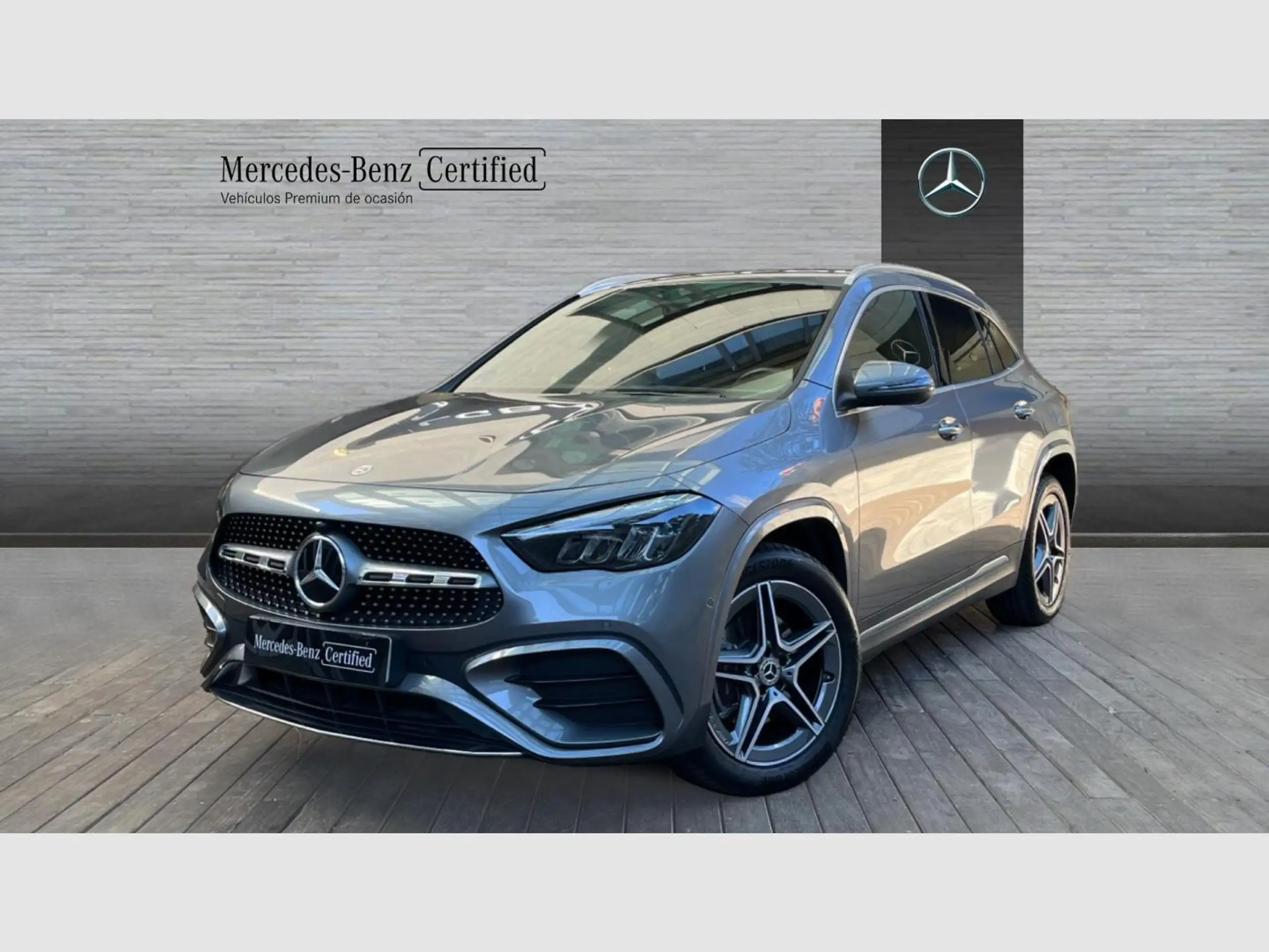 Mercedes-Benz - GLA 250