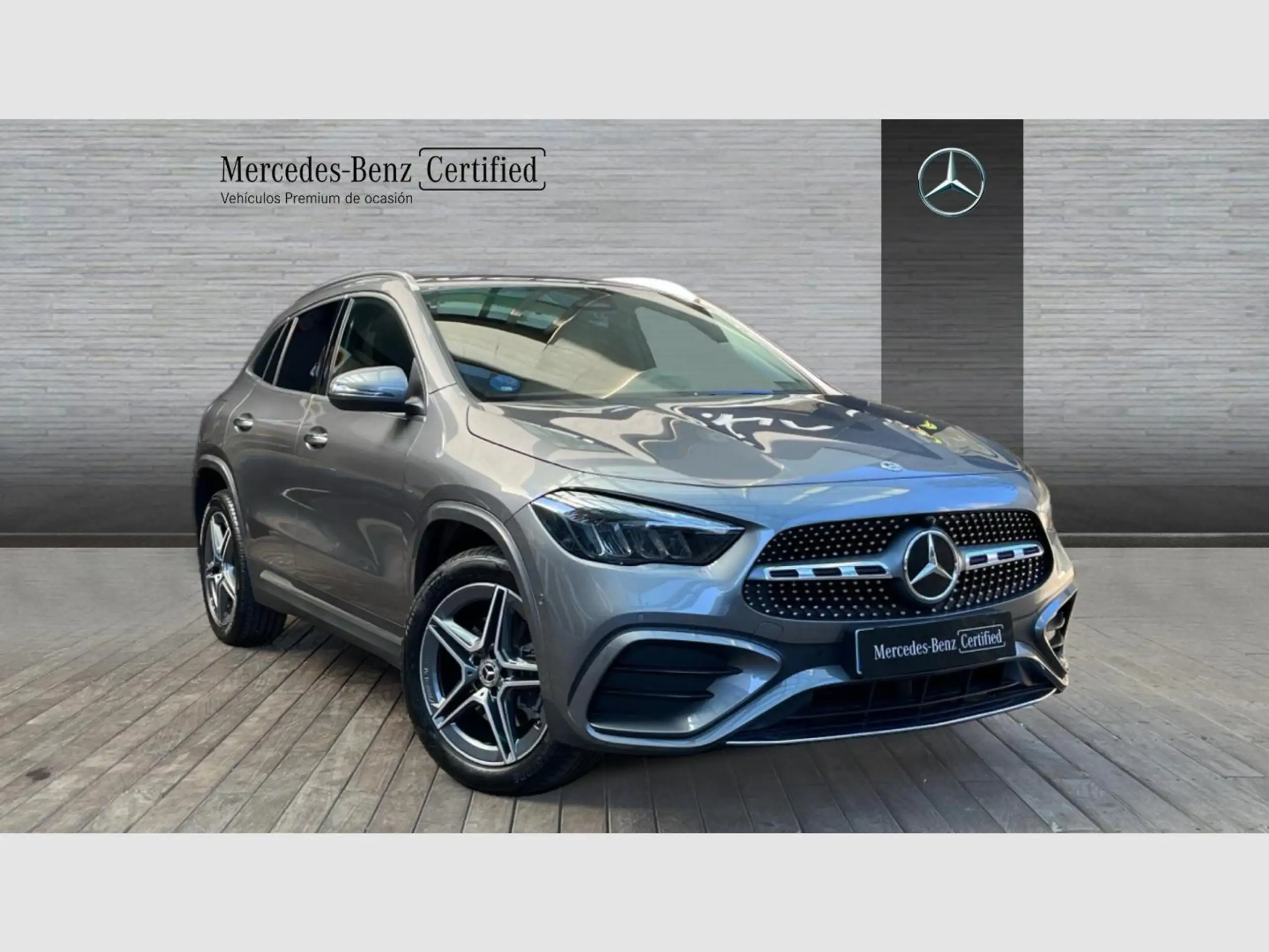 Mercedes-Benz - GLA 250